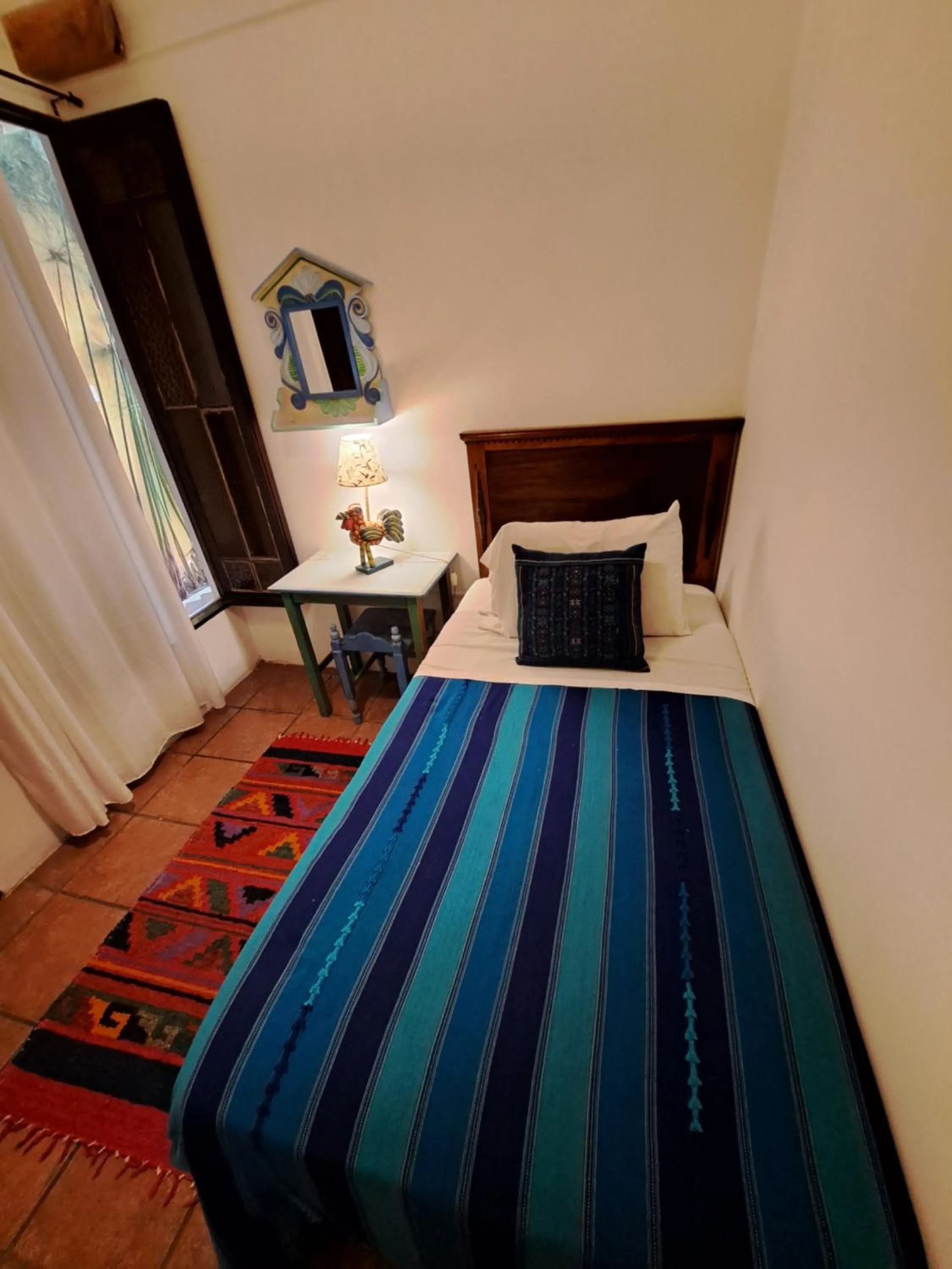 Photo of the whole room, Bed in Yellow House Hostel B&B