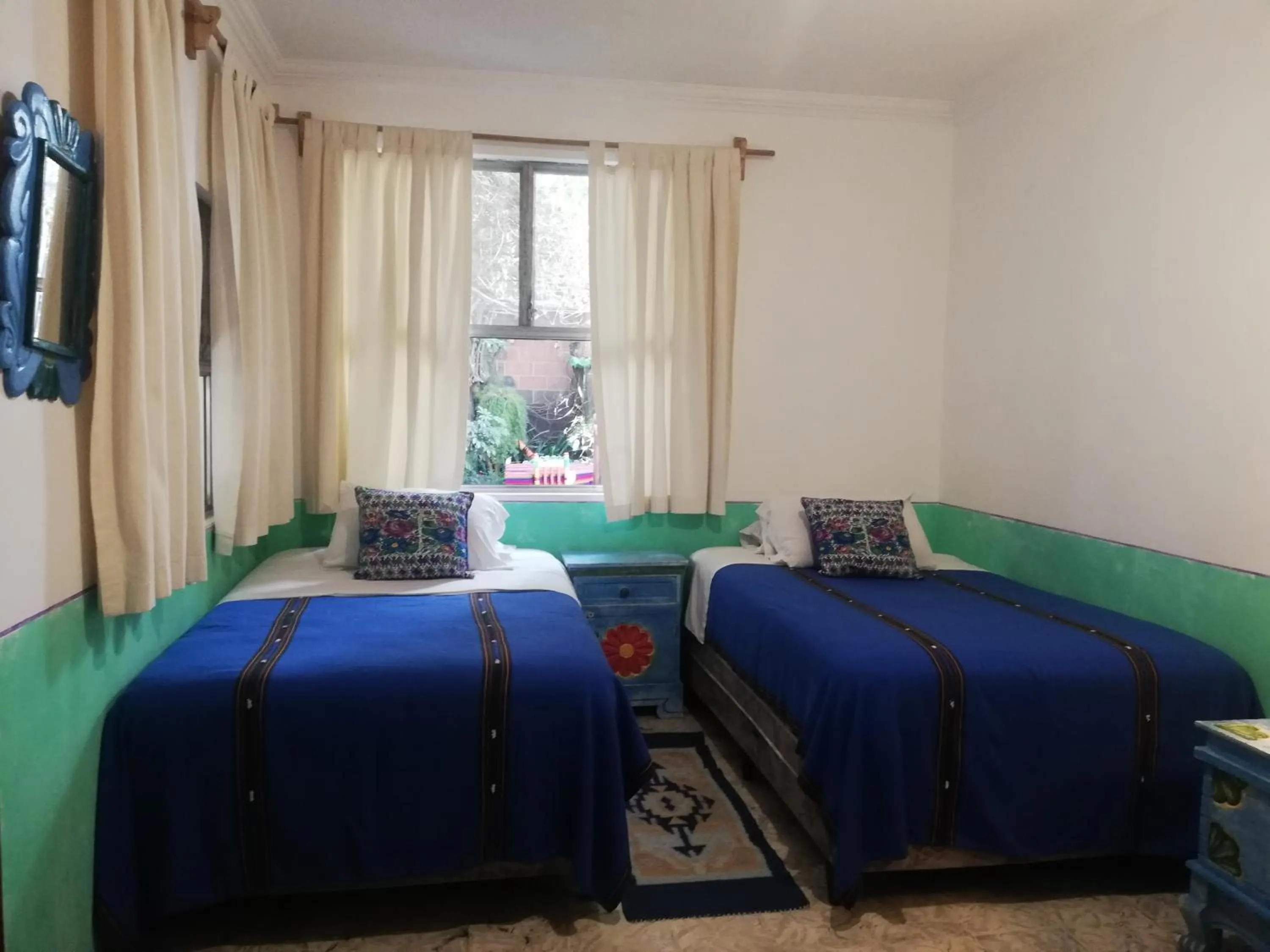 Photo of the whole room, Bed in Yellow House Hostel B&B