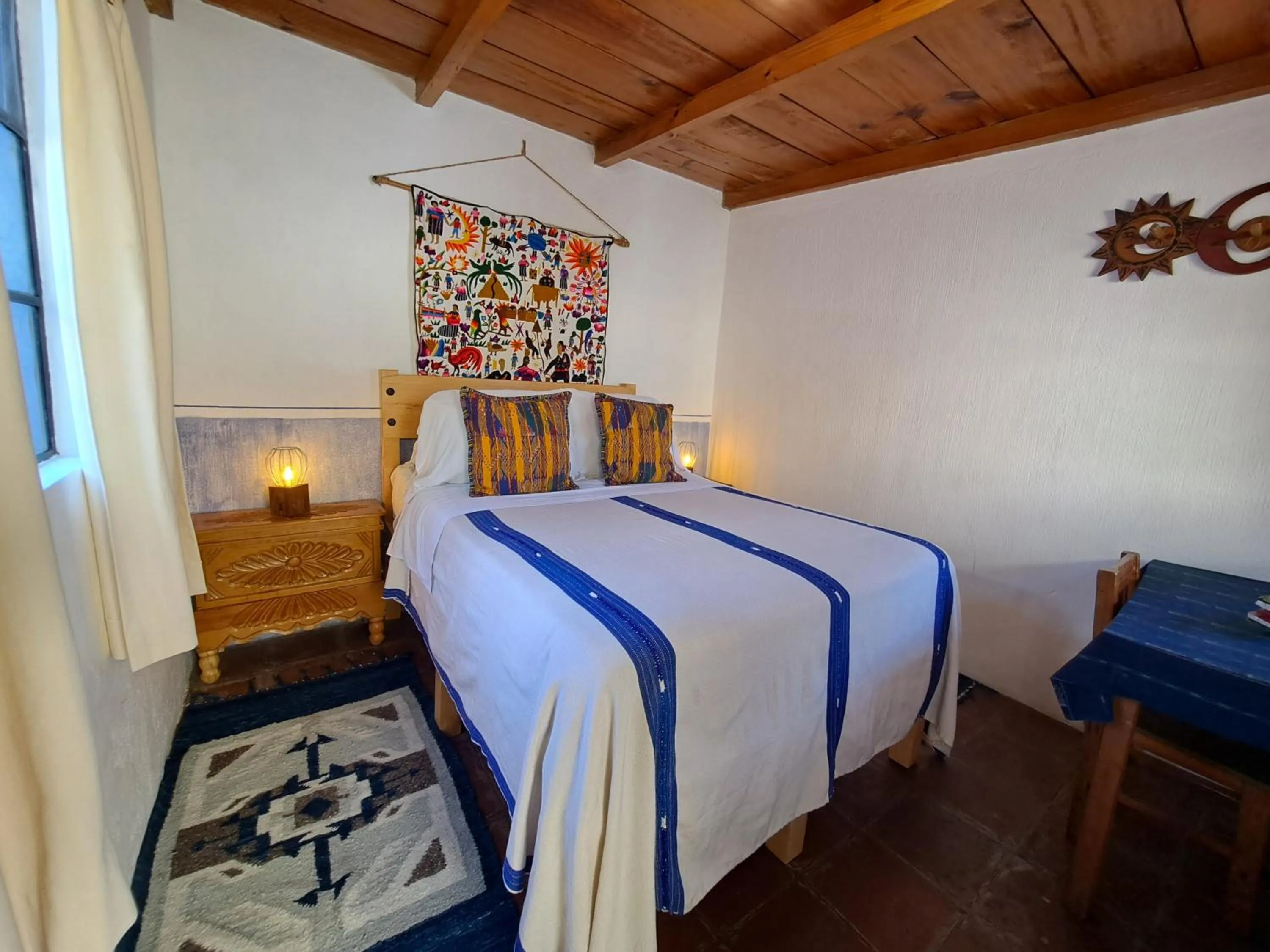 Photo of the whole room, Bed in Yellow House Hostel B&B