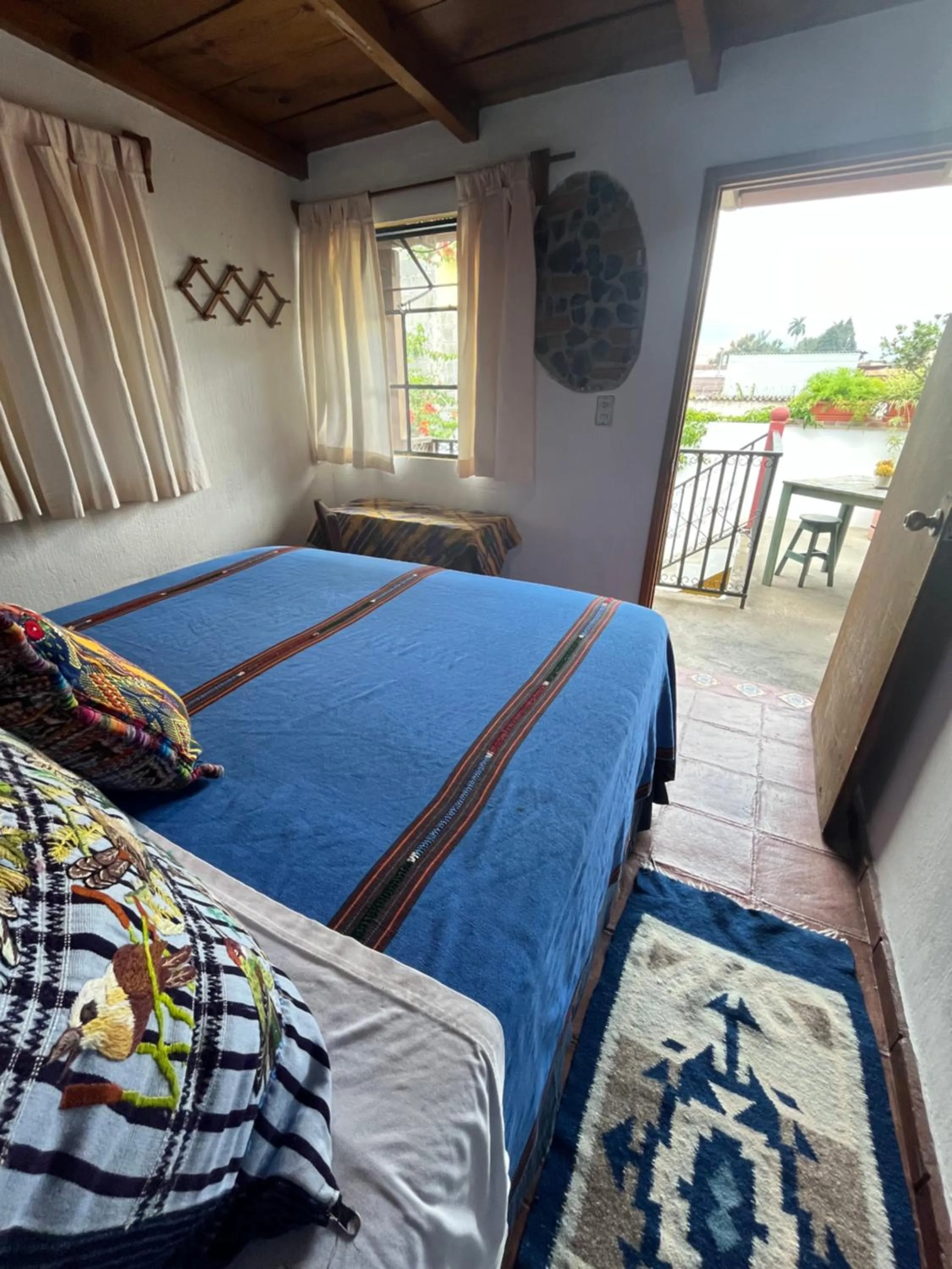 Bed in Yellow House Hostel B&B