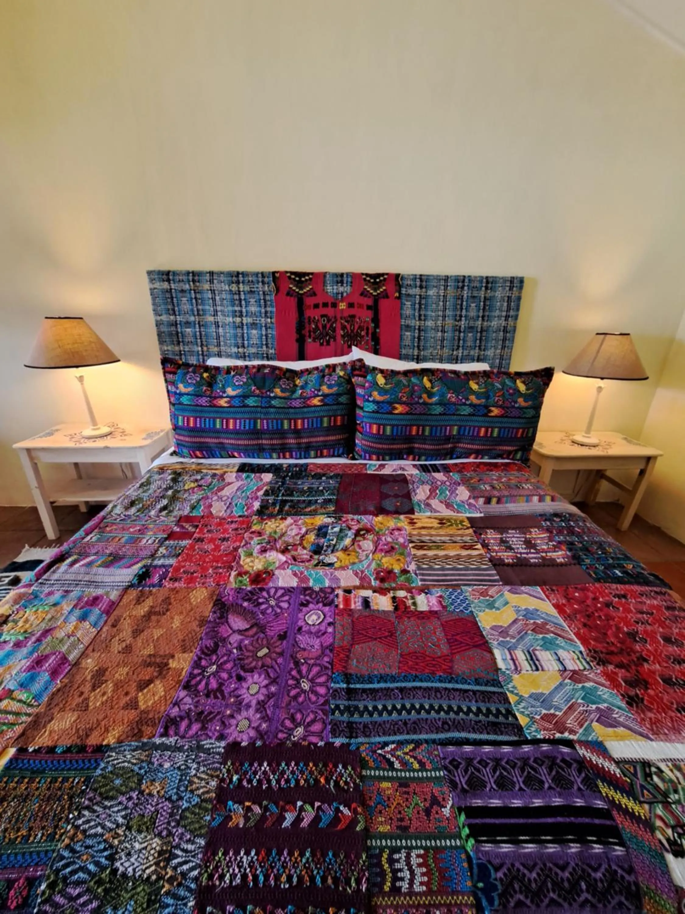 Bed in Yellow House Hostel B&B