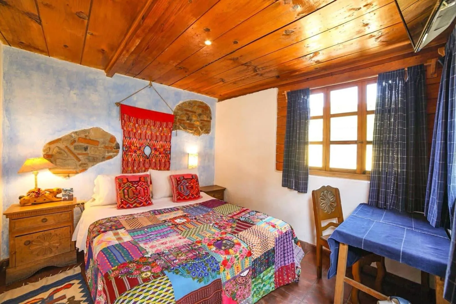 Photo of the whole room, Bed in Yellow House Hostel B&B