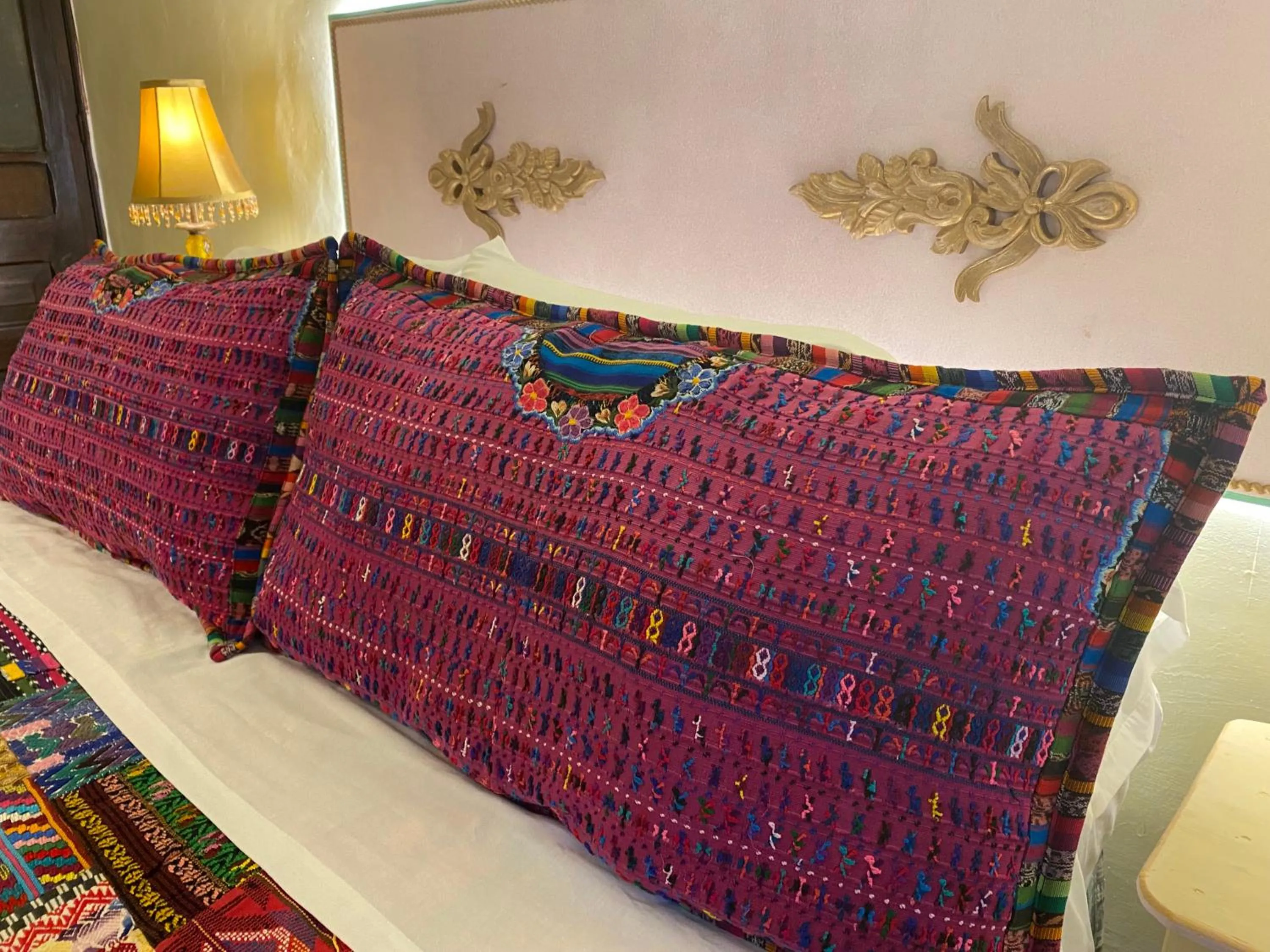 Bed in Yellow House Hostel B&B