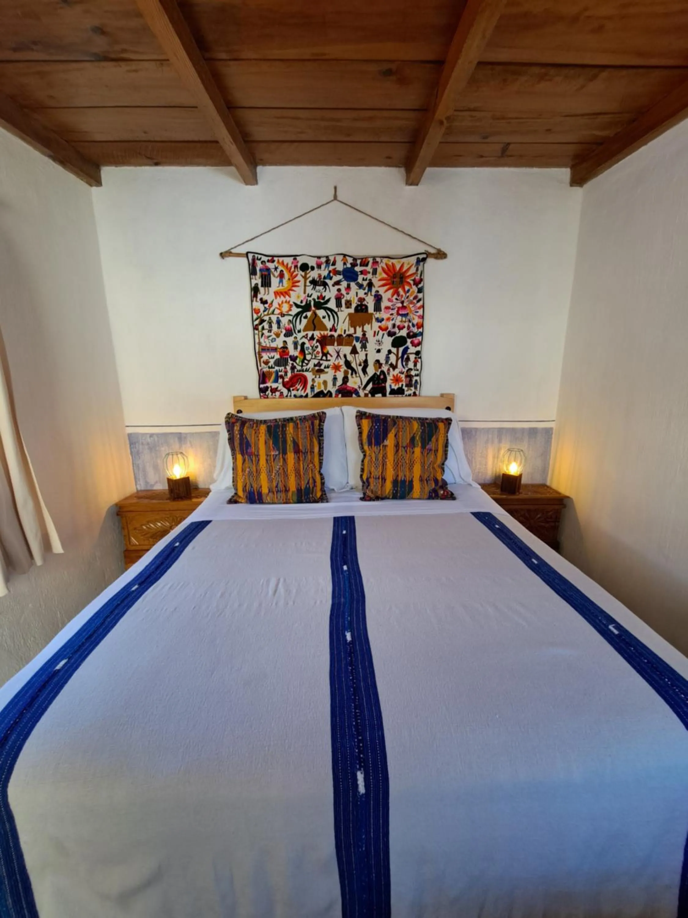 Bed in Yellow House Hostel B&B