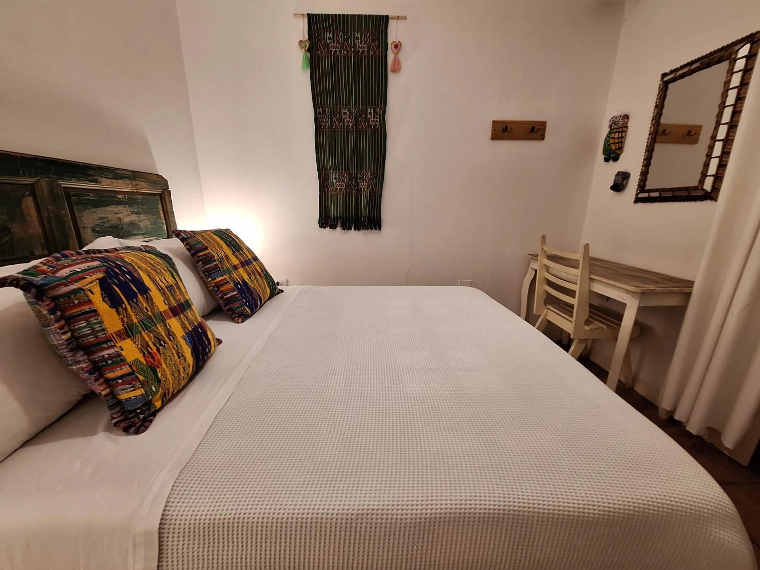 Photo of the whole room, Bed in Yellow House Hostel B&B