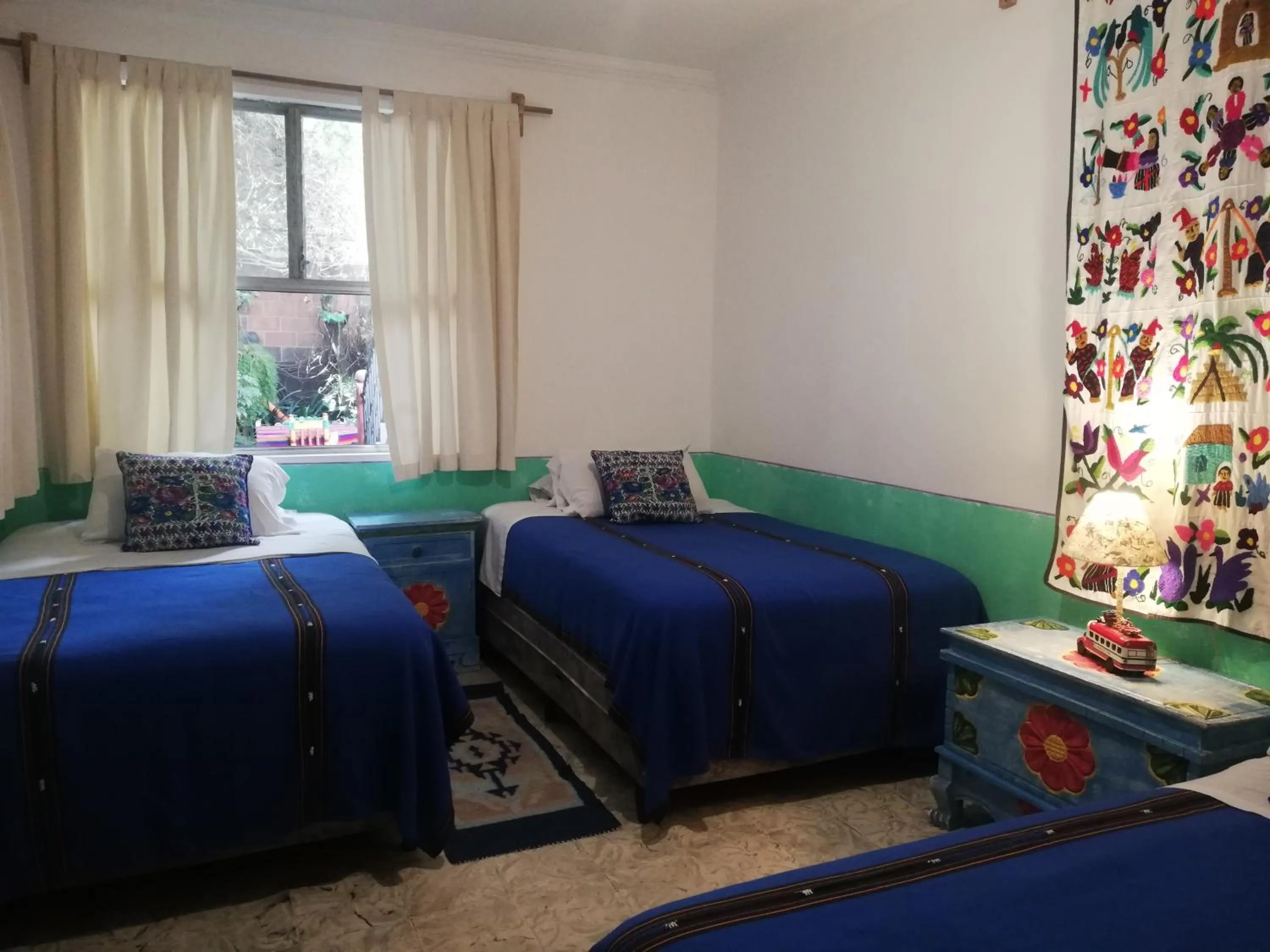 Photo of the whole room, Bed in Yellow House Hostel B&B