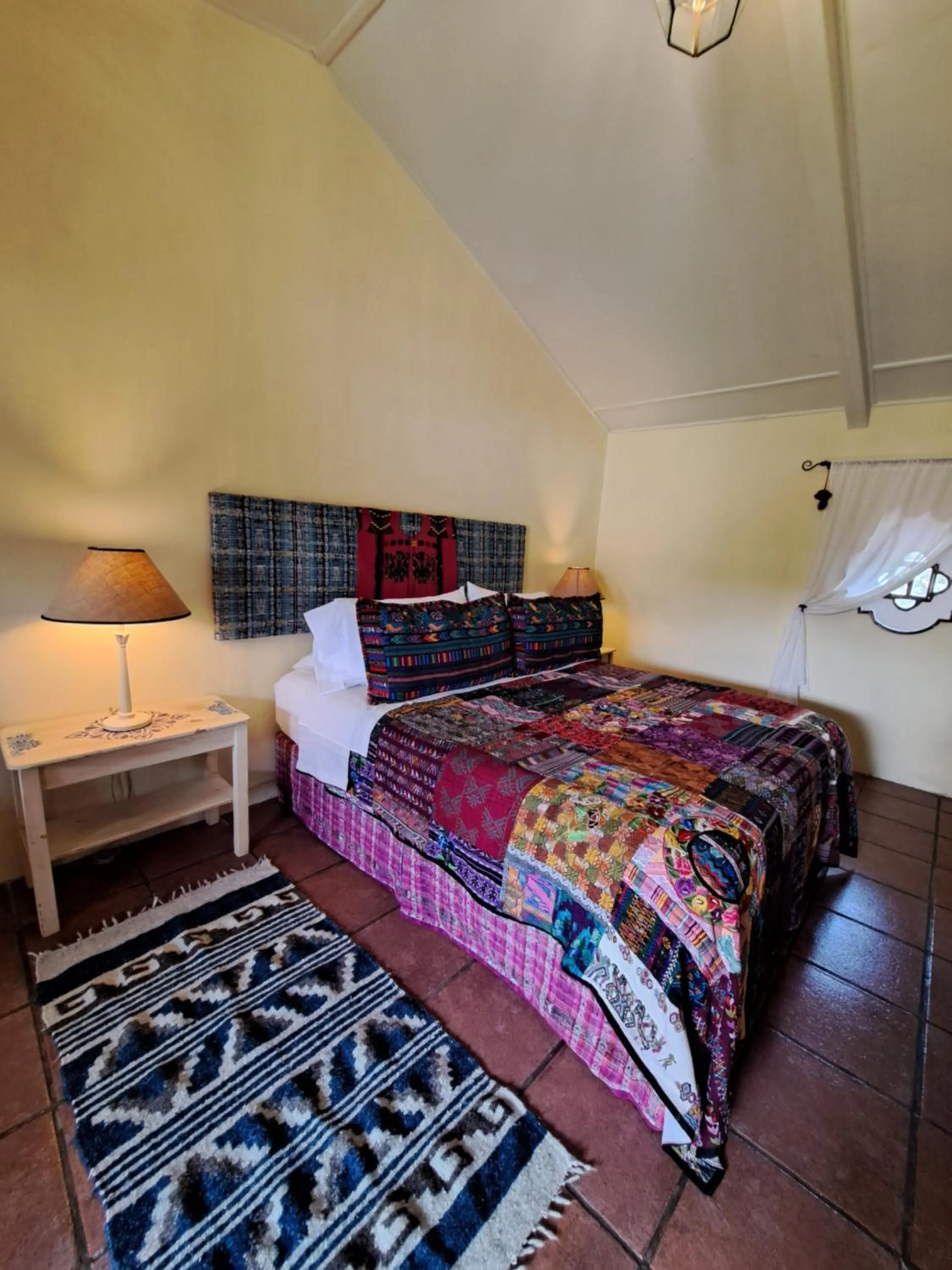 Photo of the whole room, Bed in Yellow House Hostel B&B