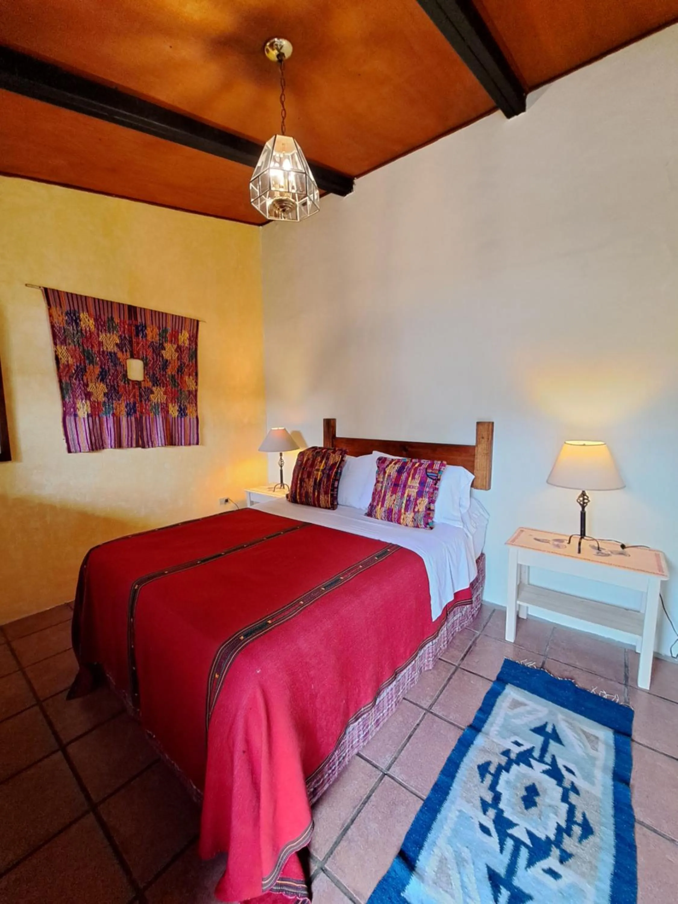 Photo of the whole room, Bed in Yellow House Hostel B&B