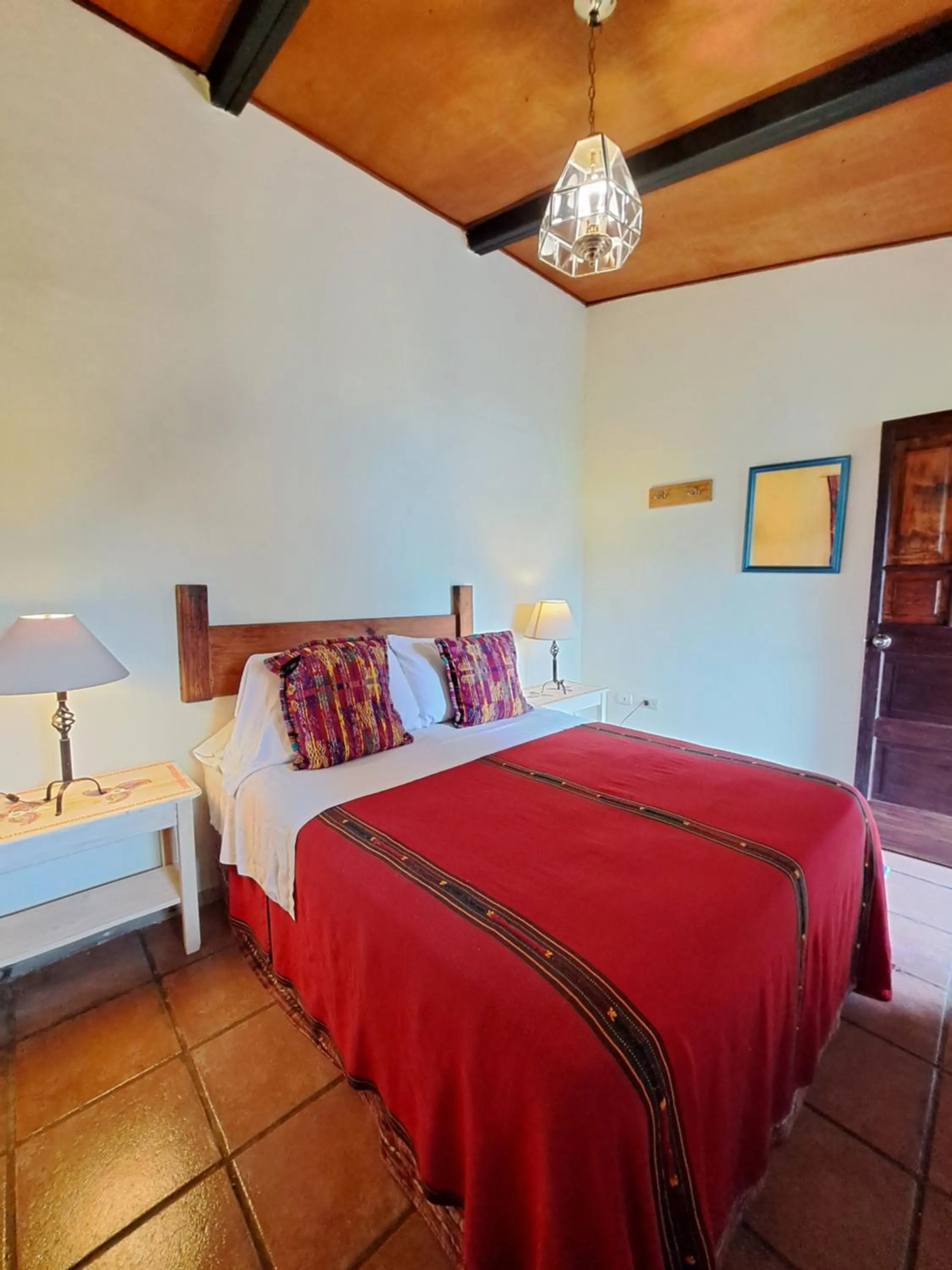 Photo of the whole room, Bed in Yellow House Hostel B&B