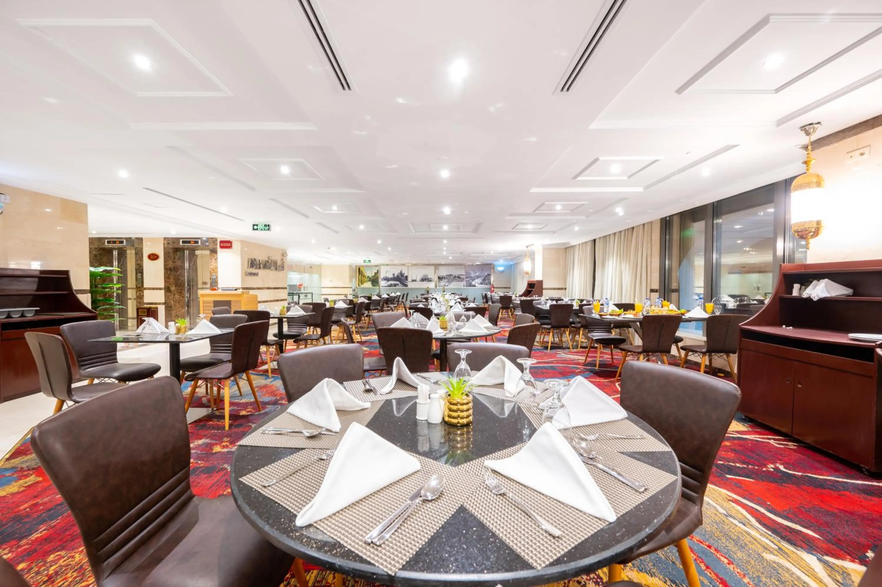 Restaurant/places to eat in Shaza Regency Plaza Al Madinah