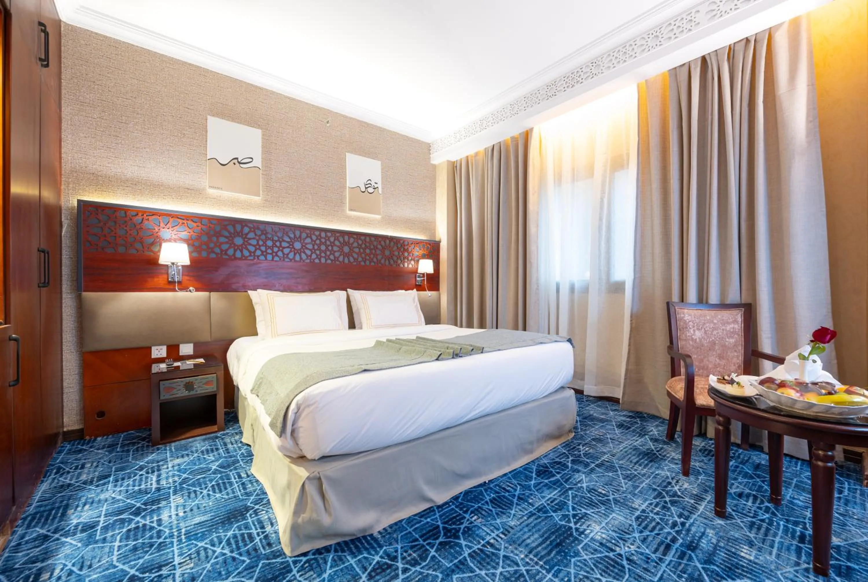 Photo of the whole room, Bed in Shaza Regency Plaza Al Madinah