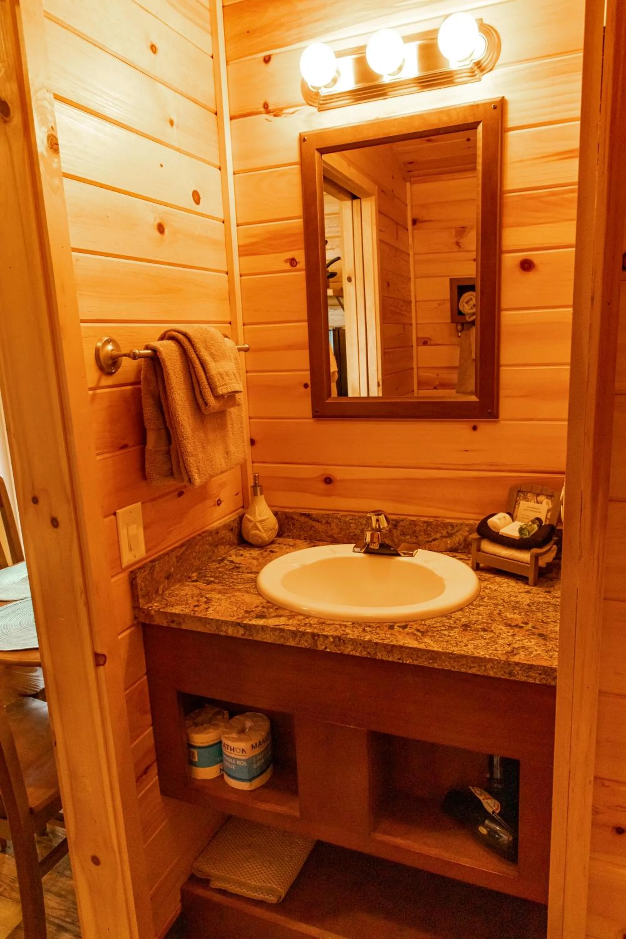 Bathroom in Crescent Beach and RV Park
