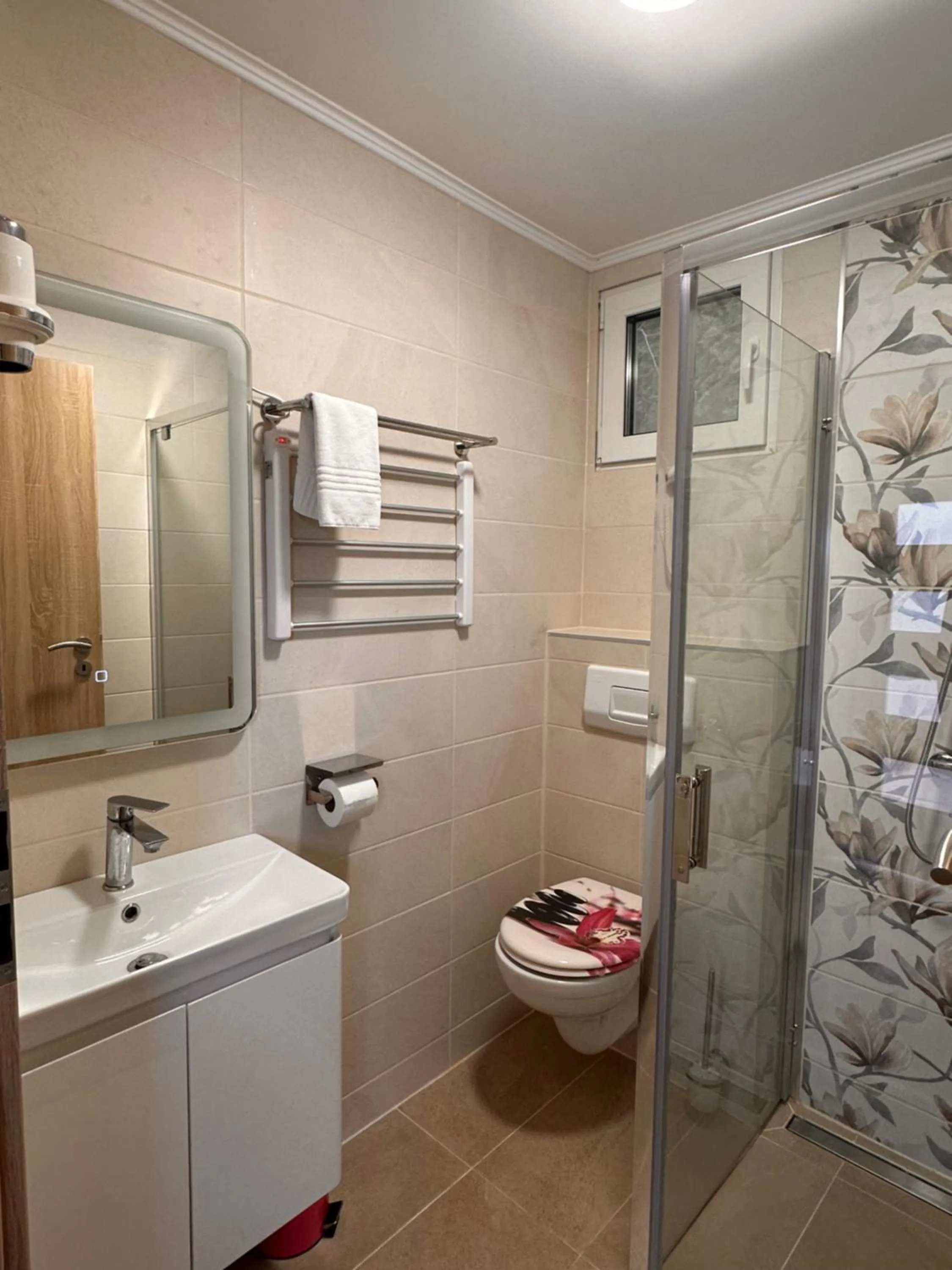 Le Rose Suites & Park Hotel