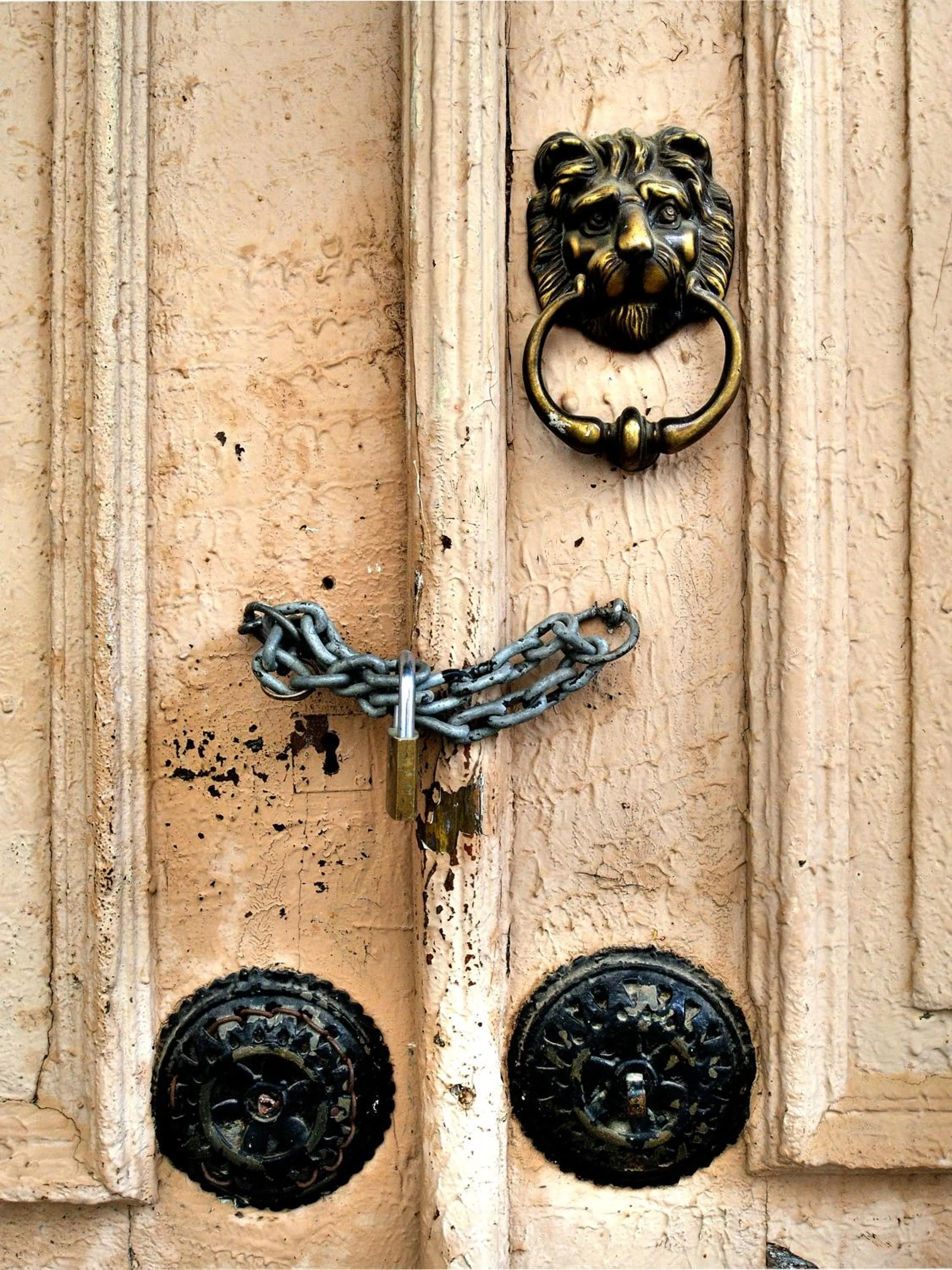 Decorative detail in Gaia Guesthouse