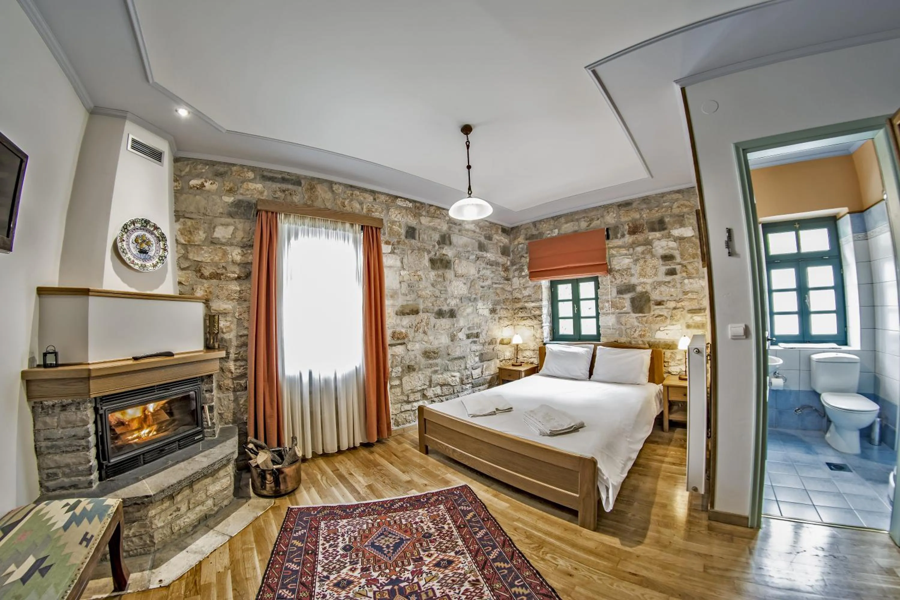Bedroom, Bed in Gaia Guesthouse