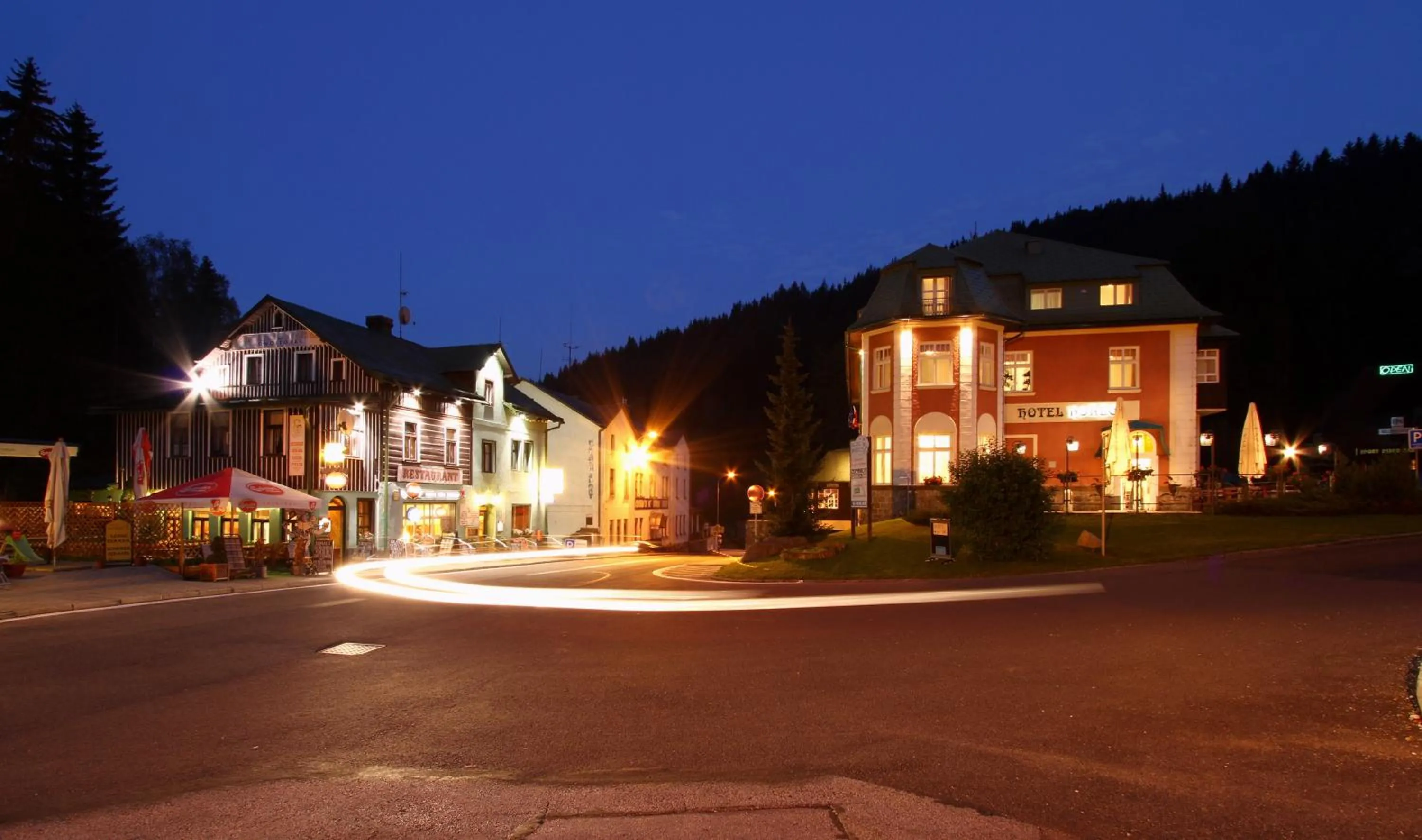 Property building in Hotel Hořec