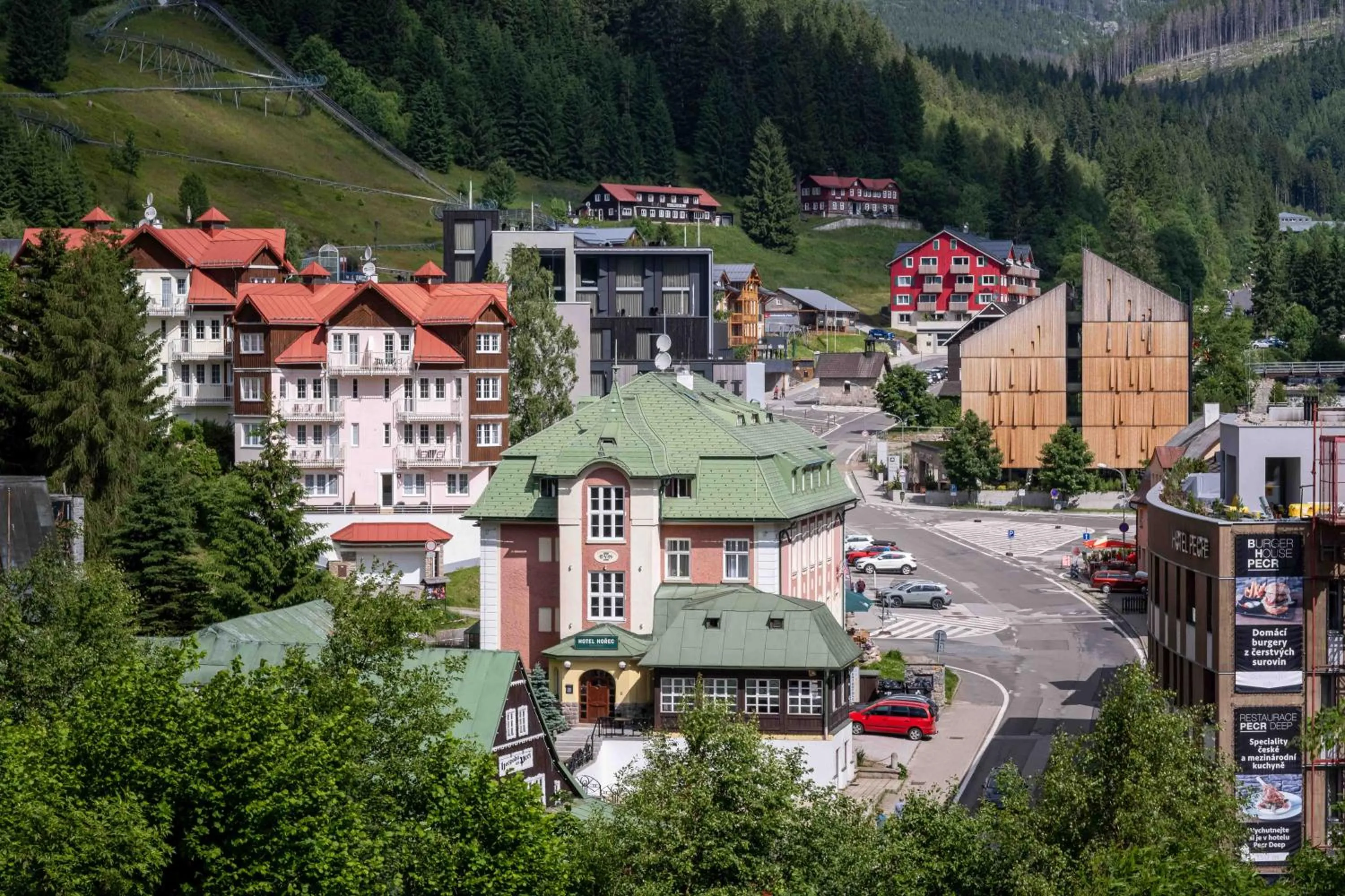 Property building in Hotel Hořec