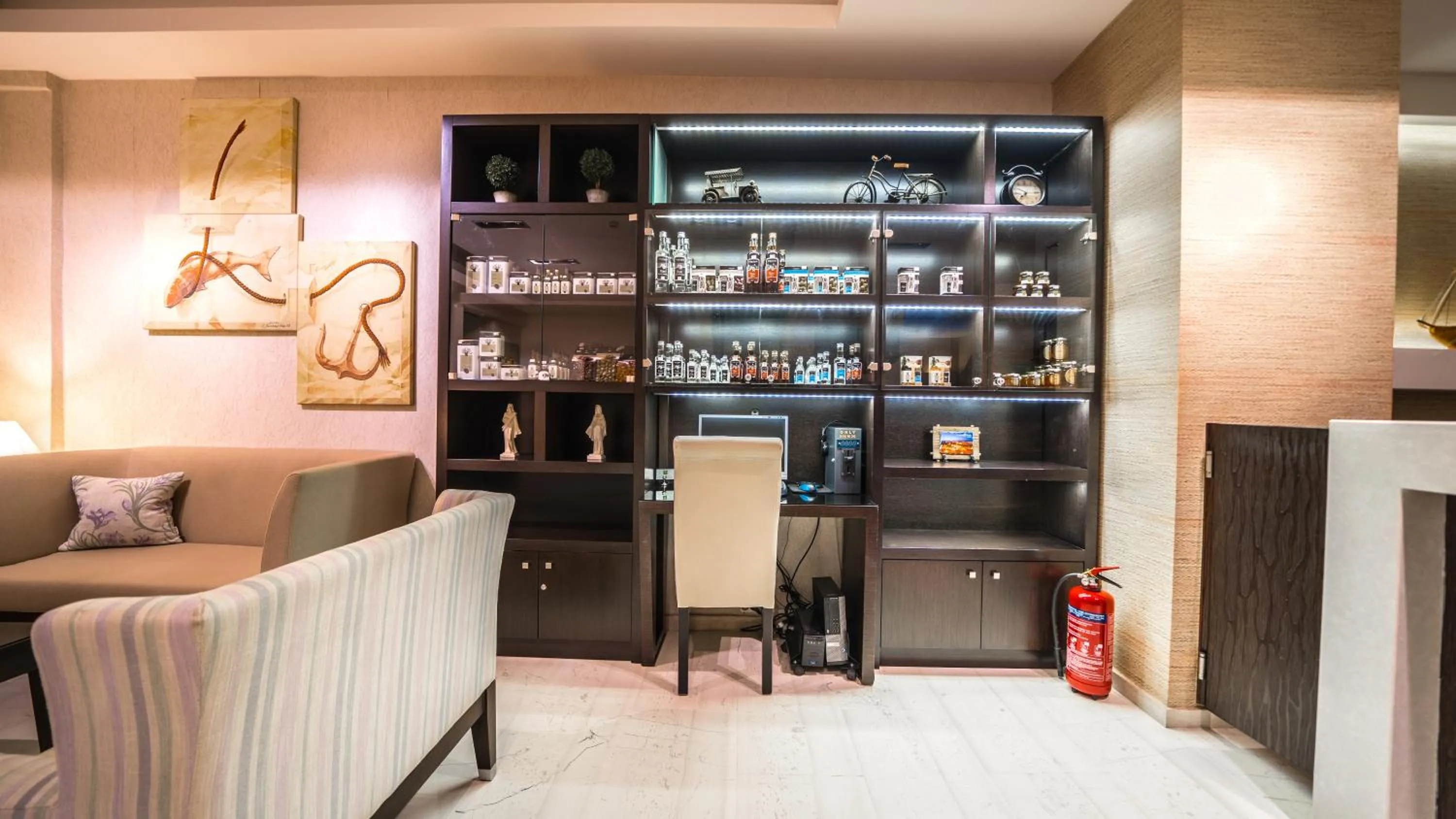 Lobby or reception in Forest Park Hotel