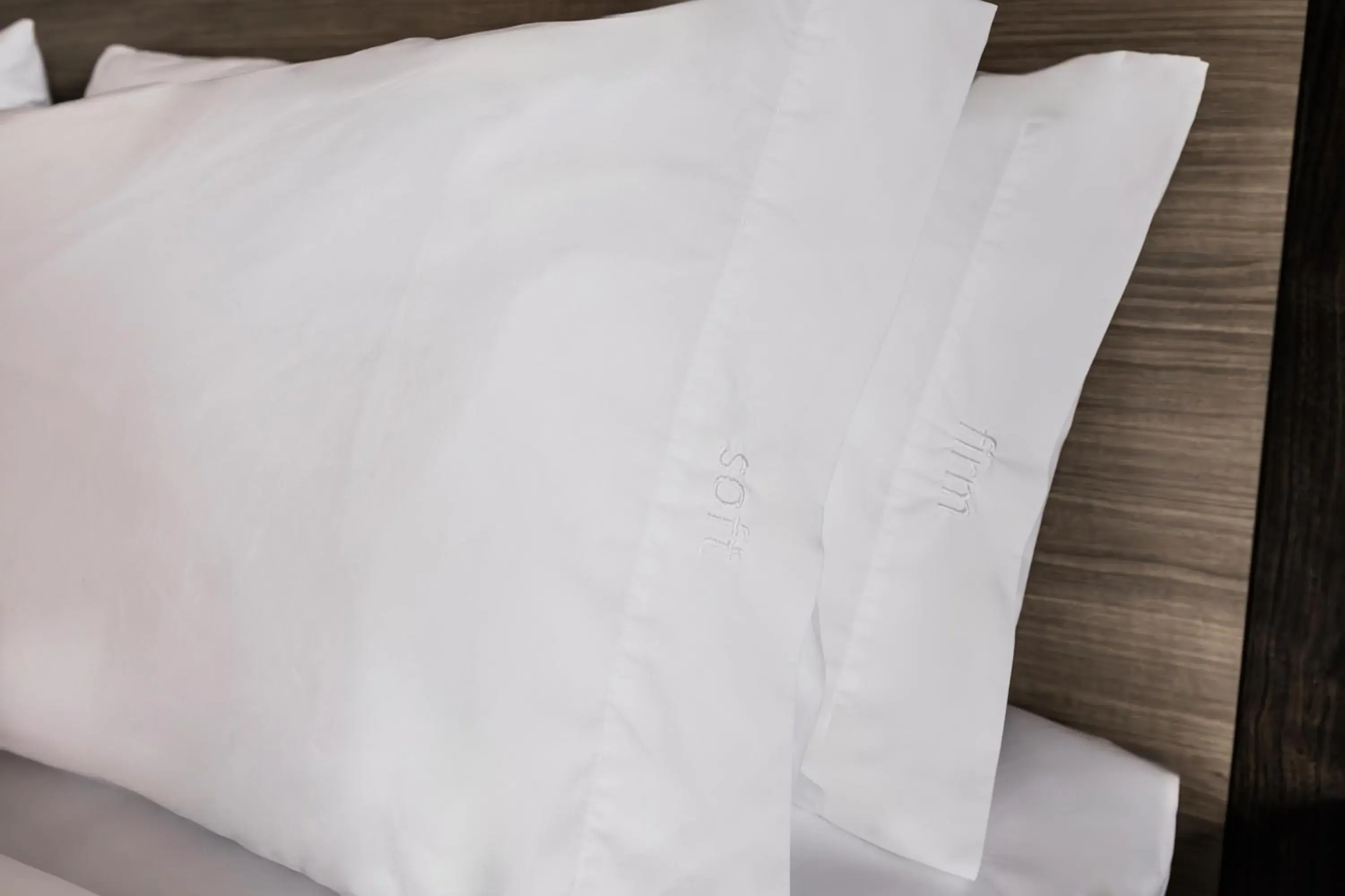 Bedroom, Bed in Holiday Inn Express Toronto-North York by IHG Bedroom, Bed in Holiday Inn Express Toronto-North York by IHG