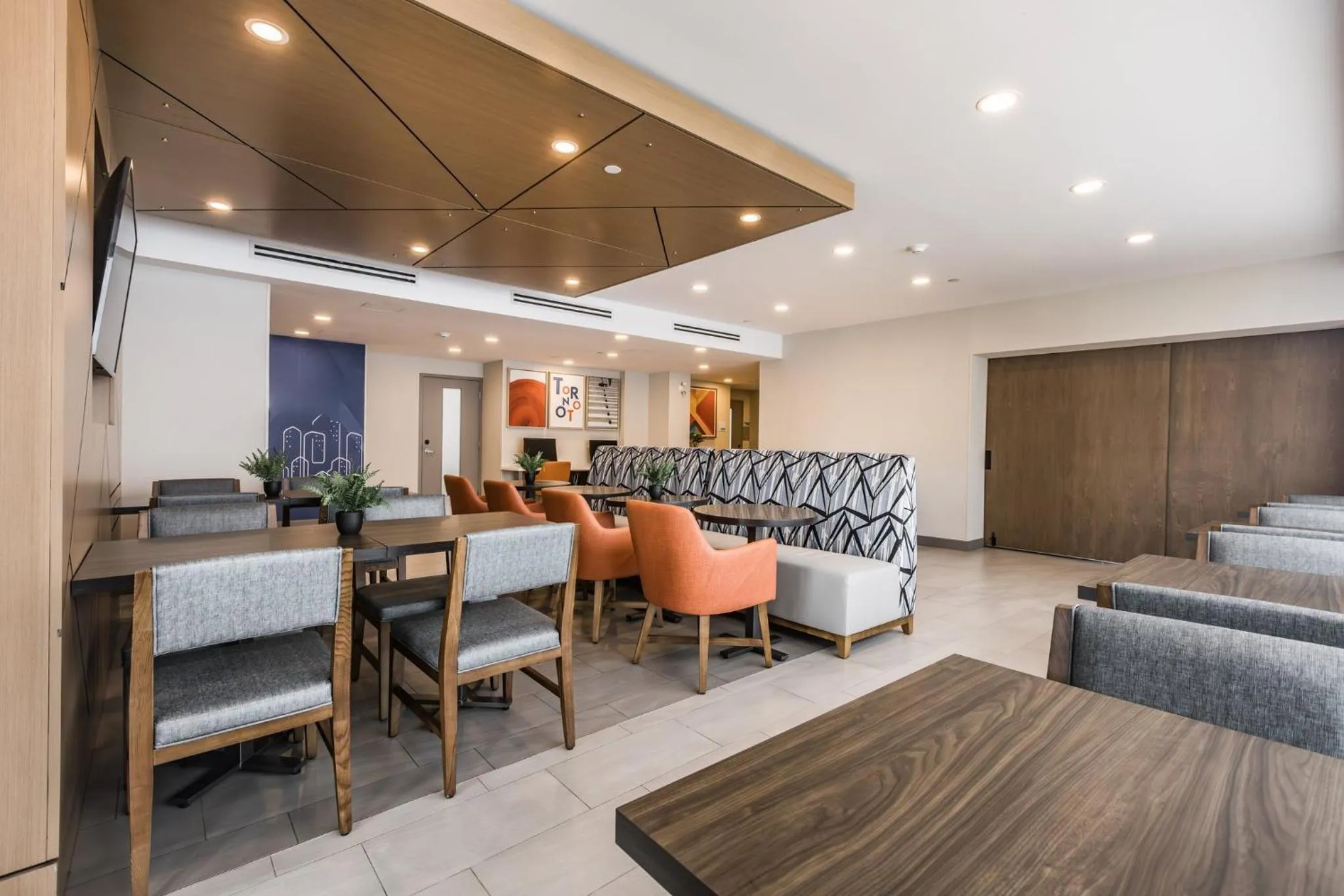 Breakfast in Holiday Inn Express Toronto-North York by IHG