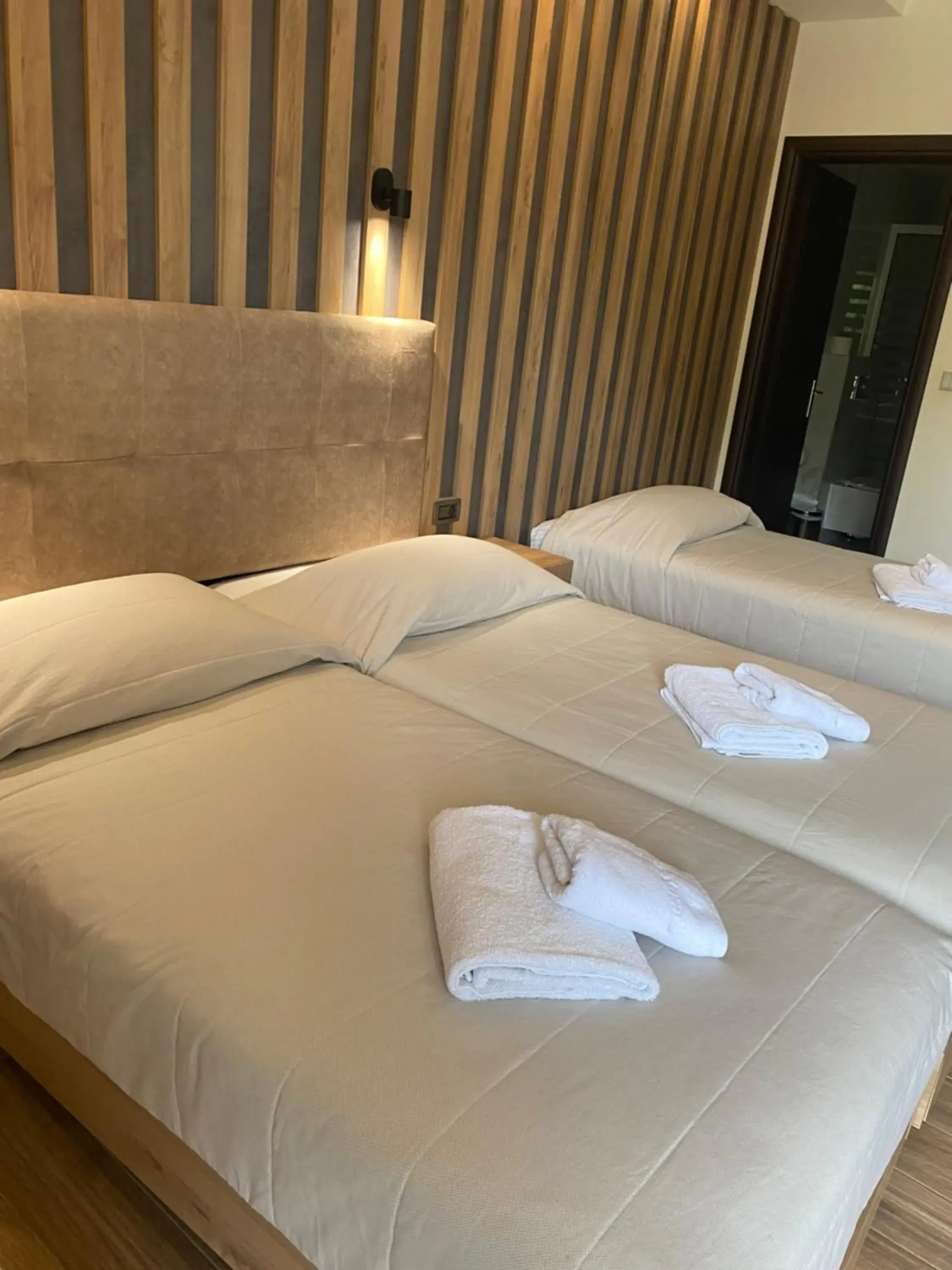 Triple Room in Selefkos Palace Triple Room in Selefkos Palace