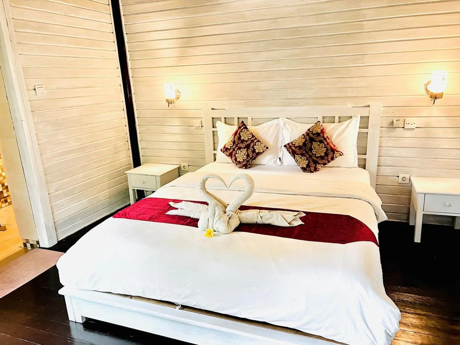 Bed in Tarci Bungalows Lembongan