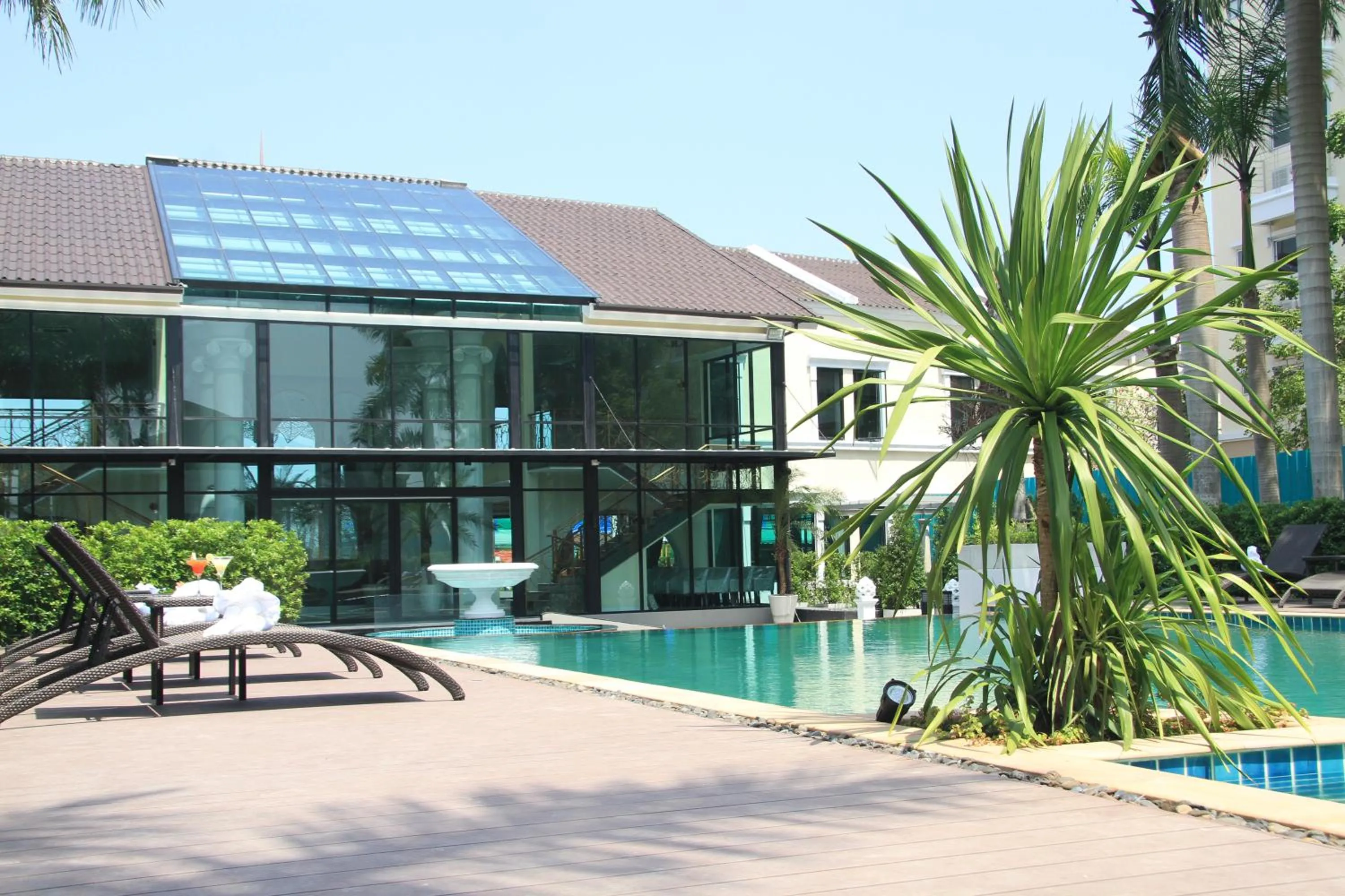 The Green View Hotel