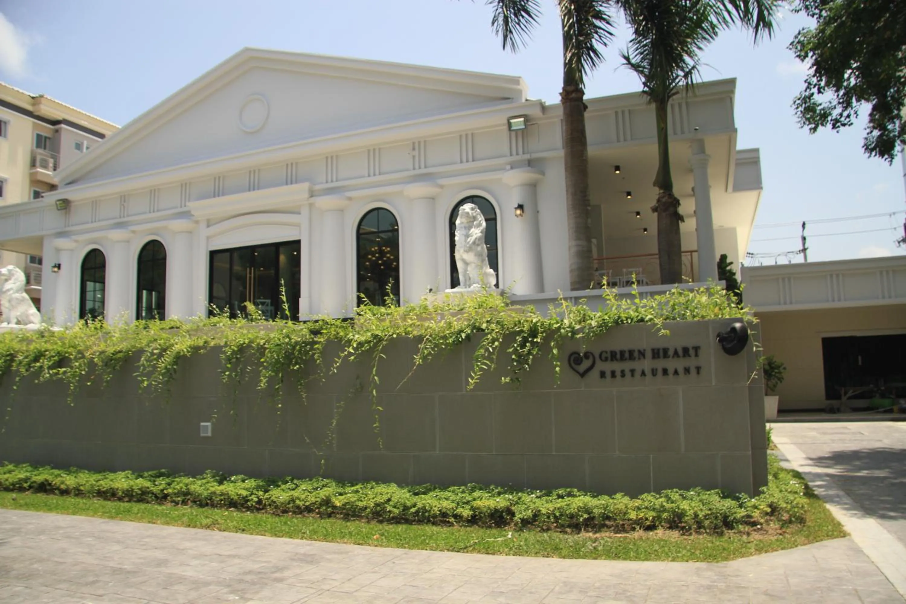 The Green View Hotel