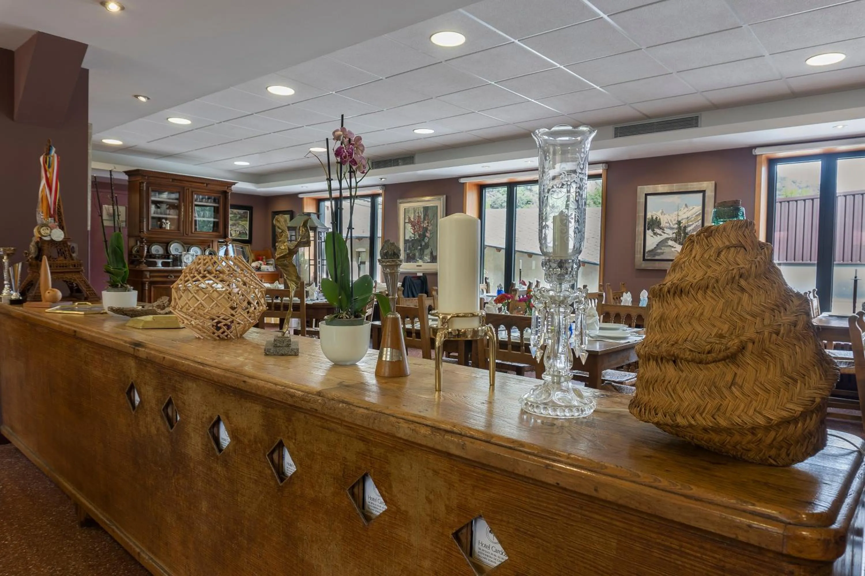 Decorative detail in Hotel Cardós