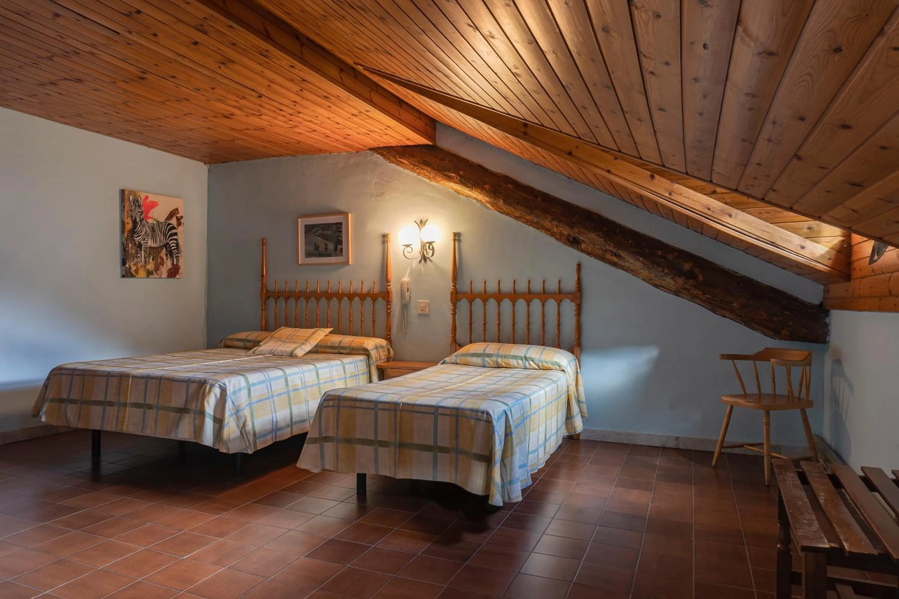 Photo of the whole room, Bed in Hotel Cardós