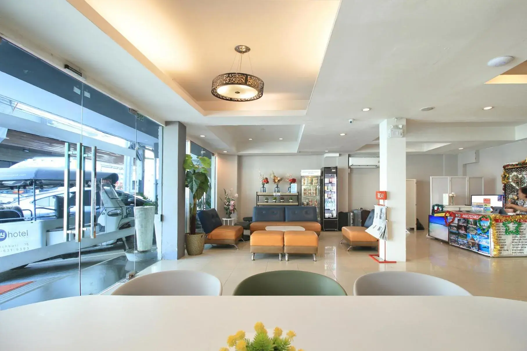 Property building in My Hotel Pratunam Property building in My Hotel Pratunam