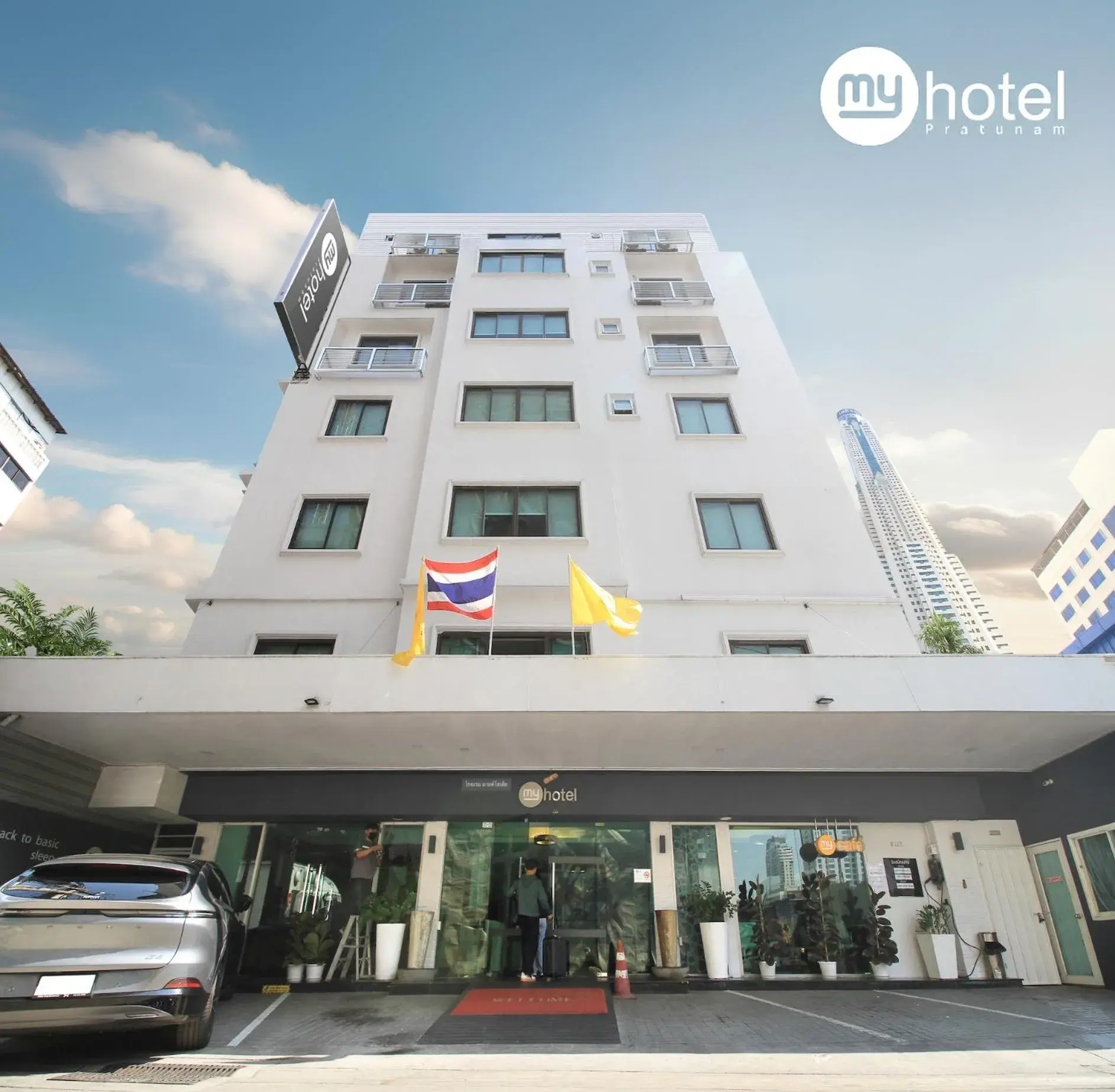 Property building in My Hotel Pratunam Property building in My Hotel Pratunam