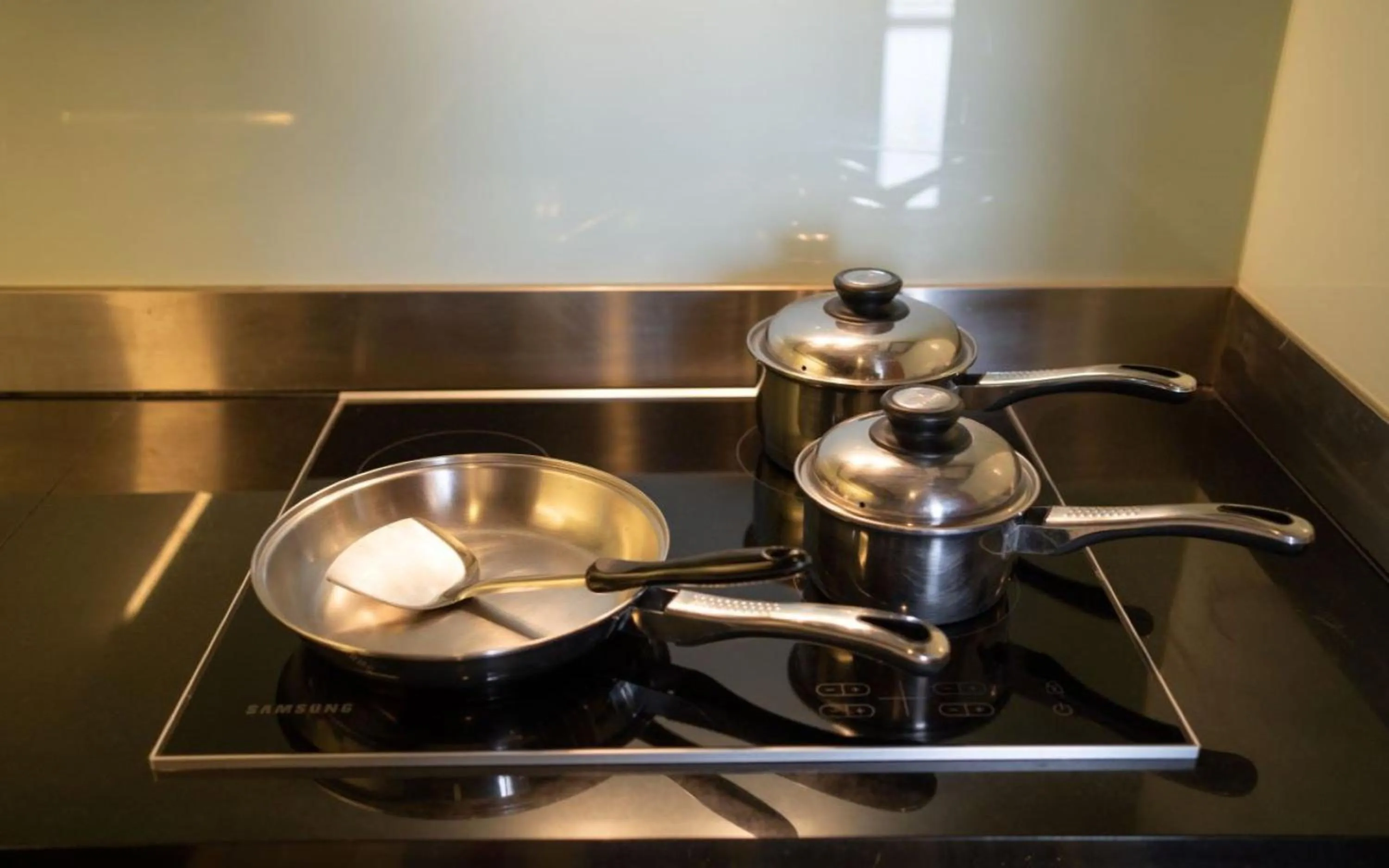 Kitchen or kitchenette in Kantary Bay Hotel And Serviced Apartment Rayong