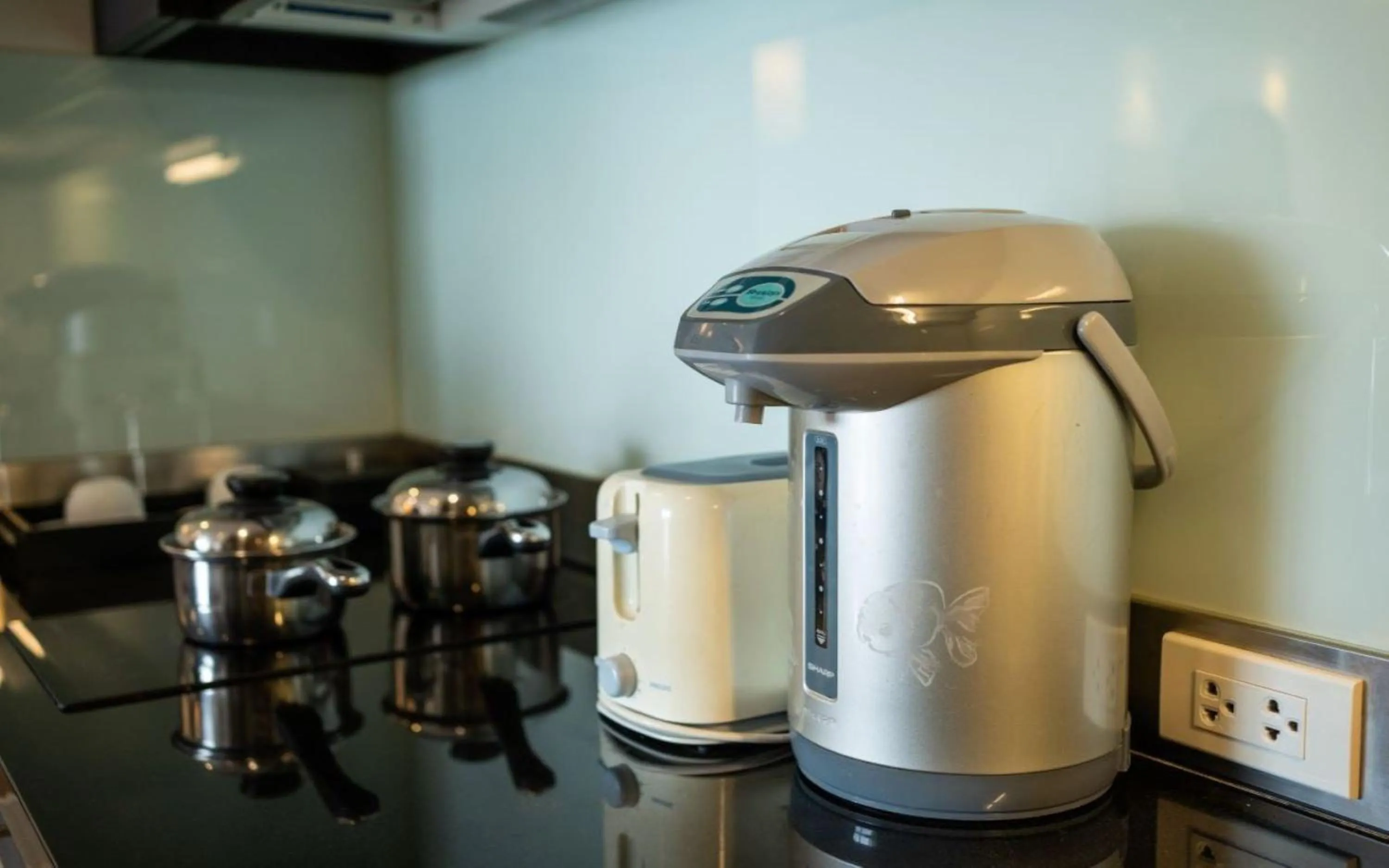 Kitchen or kitchenette in Kantary Bay Hotel And Serviced Apartment Rayong