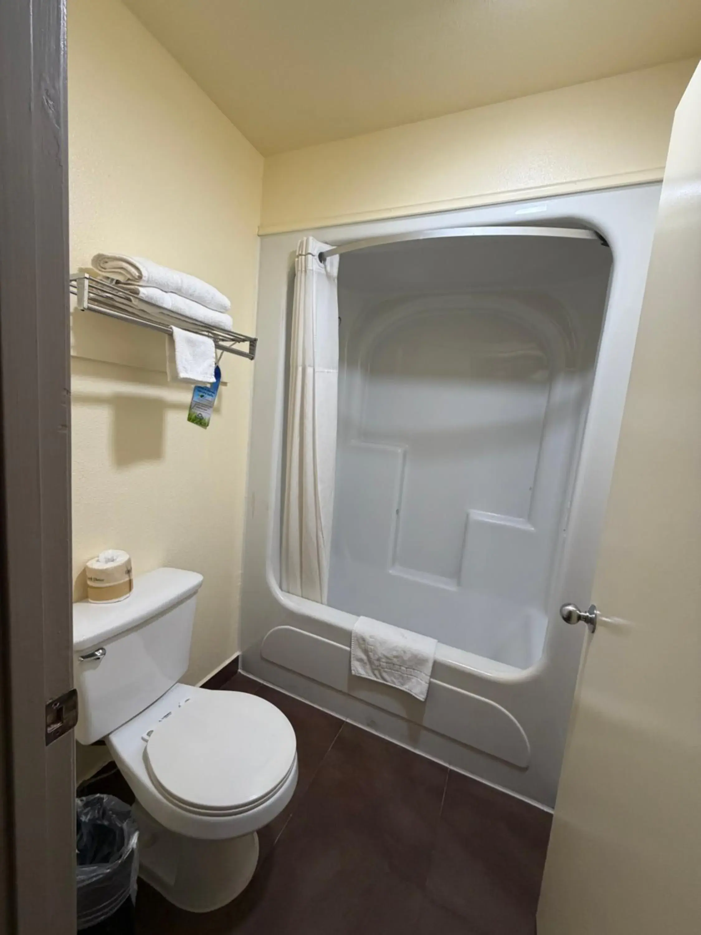 Days Inn by Wyndham San Francisco S/Oyster Point Airport Days Inn by Wyndham San Francisco S/Oyster Point Airport