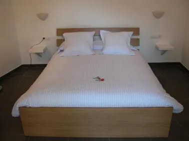 Photo of the whole room, Bed in Masia Vista Hermosa