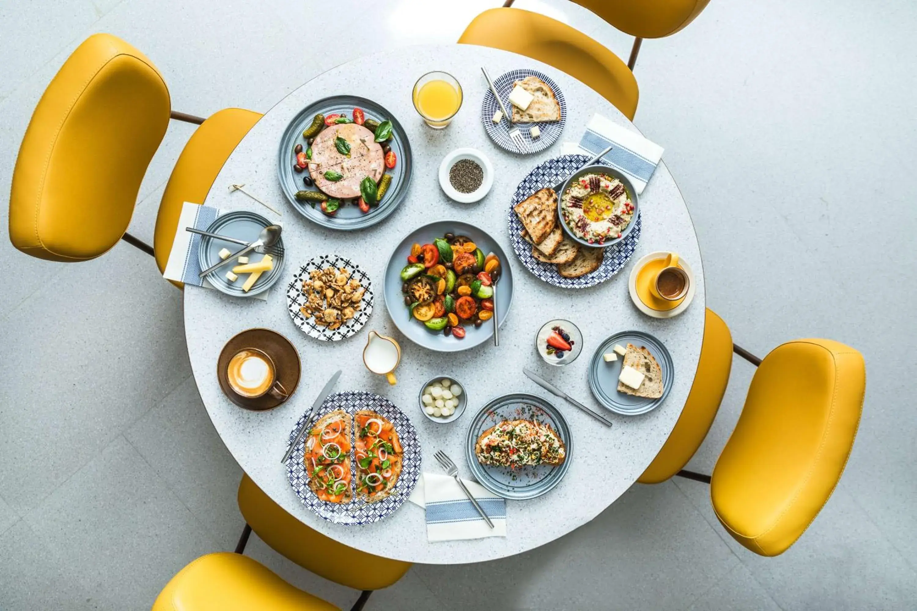 Food and drinks in Andaz Singapore, By Hyatt Food and drinks in Andaz Singapore, By Hyatt