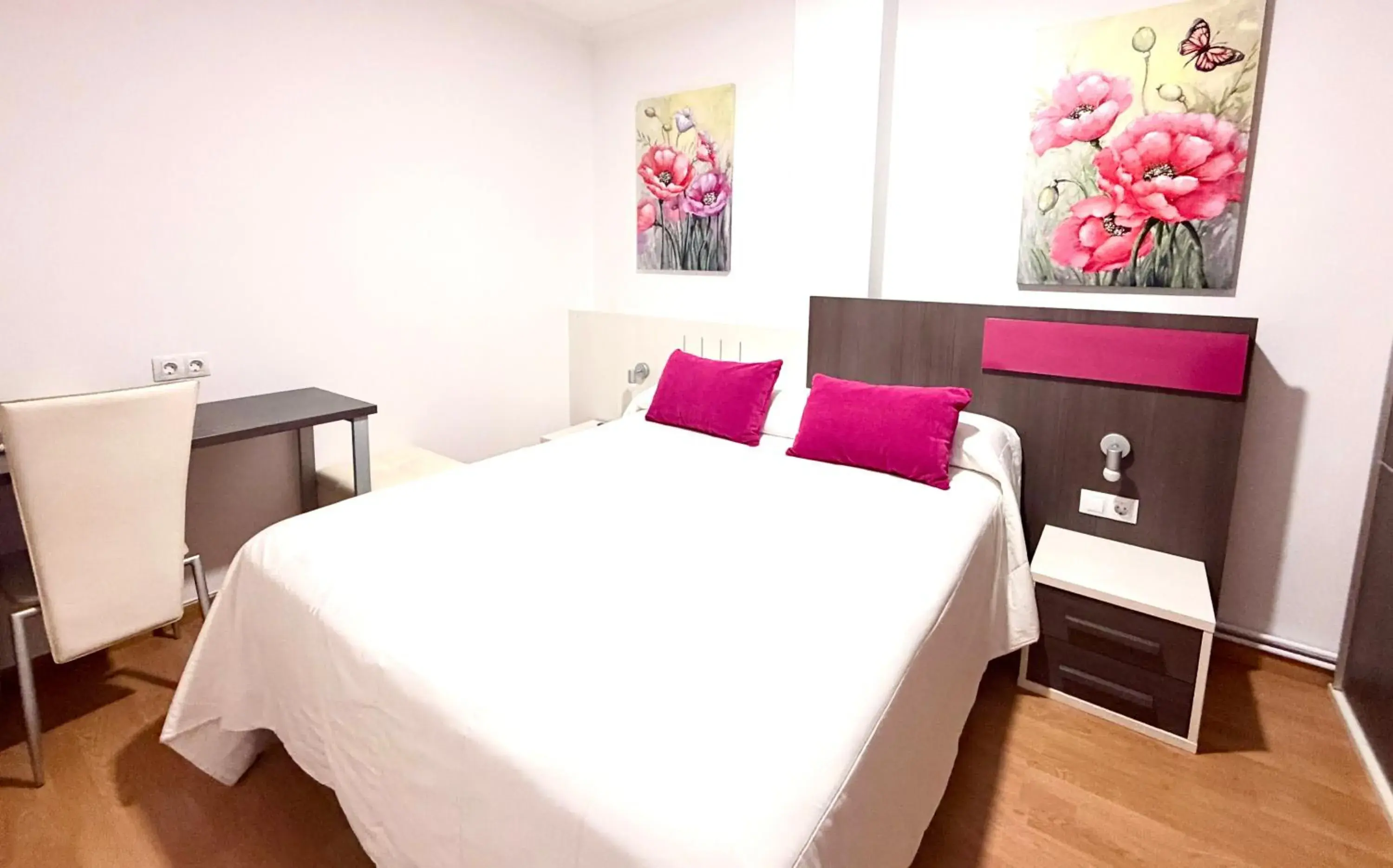 Economy Double Room in Hotel Spa Galatea Economy Double Room in Hotel Spa Galatea