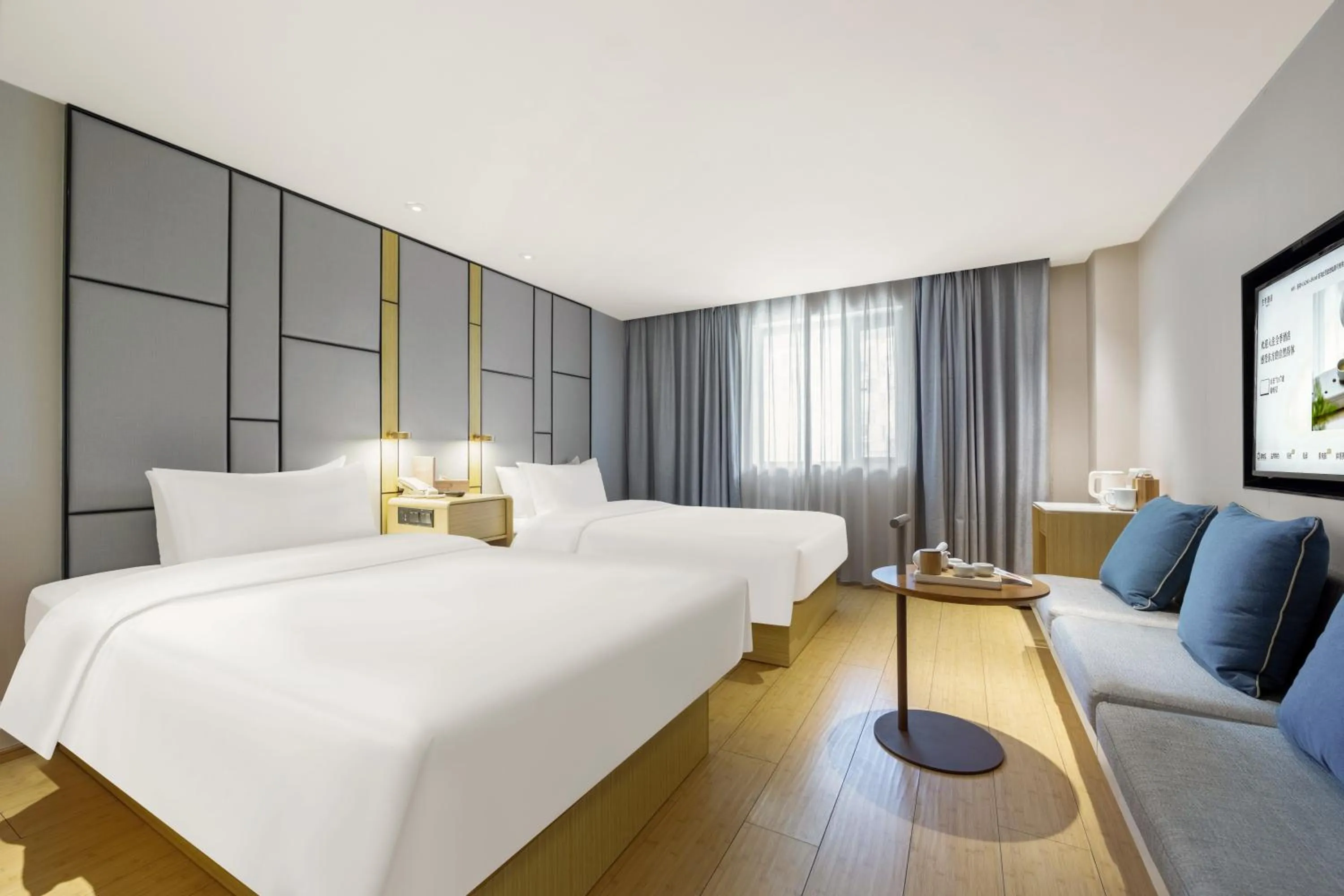 Photo of the whole room, Bed in JI Hotel Shanghai Jinqiao International Commercial Plaza