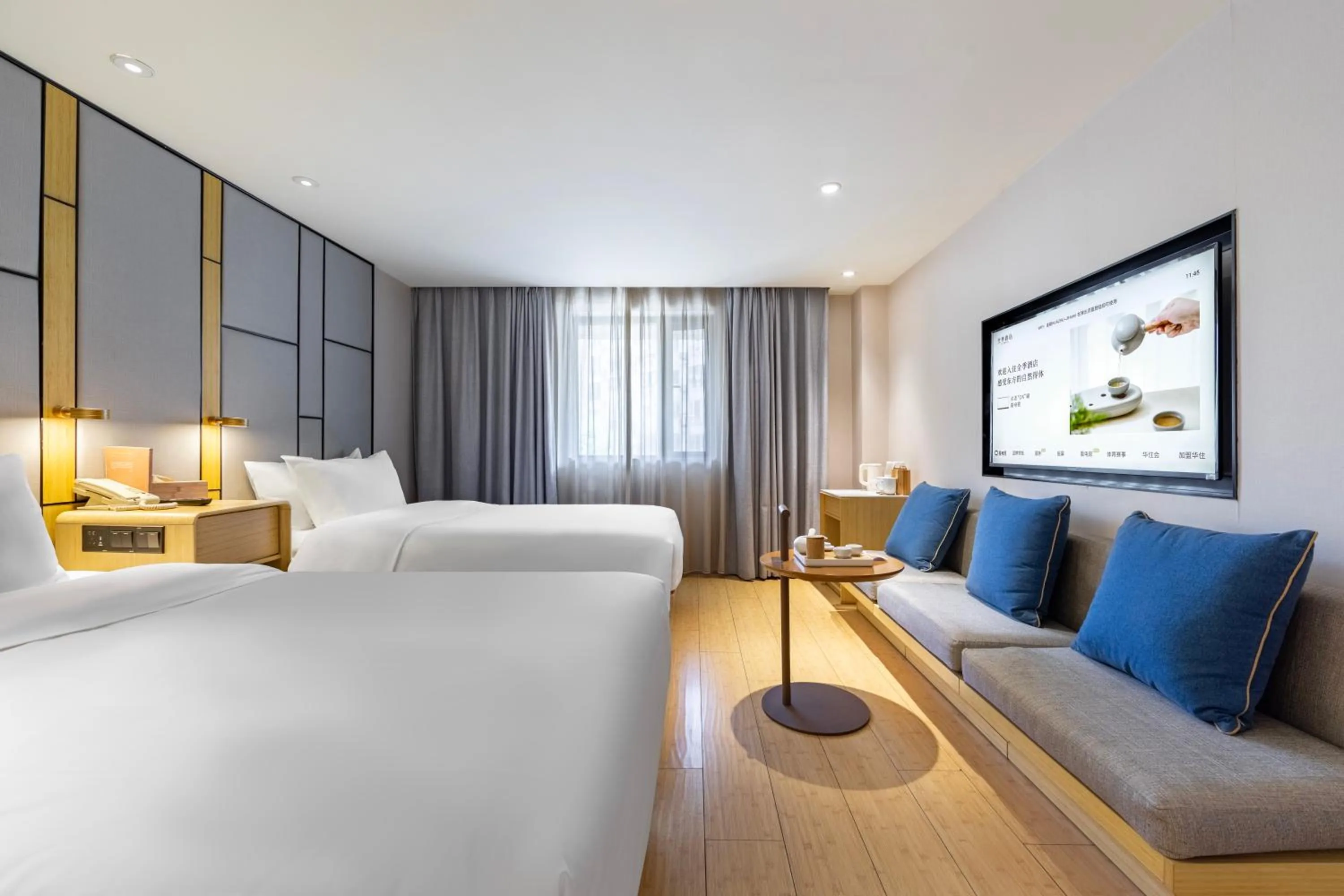 Photo of the whole room, Bed in JI Hotel Shanghai Jinqiao International Commercial Plaza