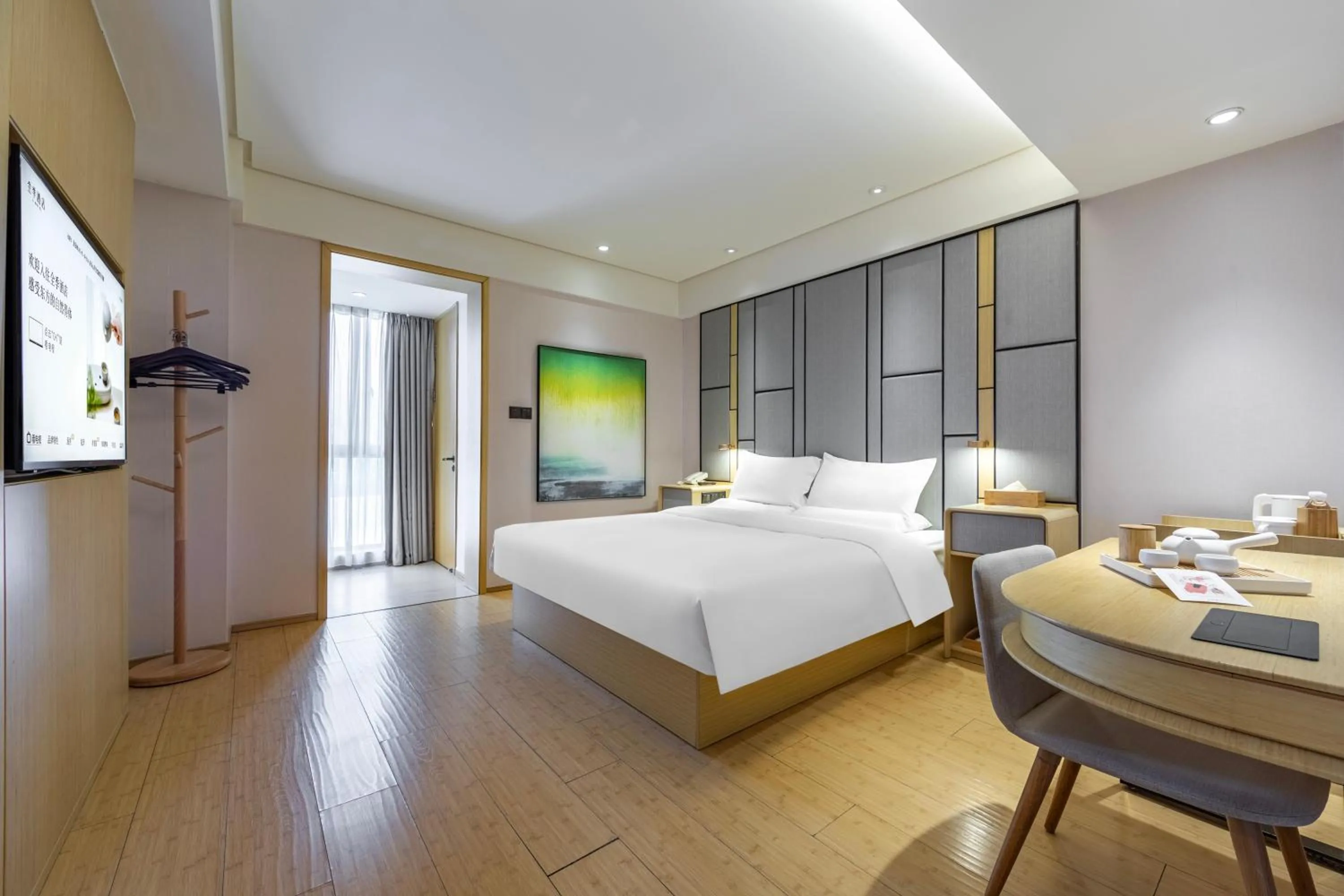 Photo of the whole room, Bed in JI Hotel Shanghai Jinqiao International Commercial Plaza