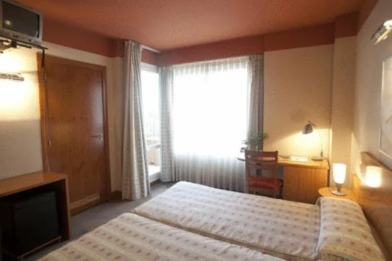 Photo of the whole room, Bed in Hotel Igartza