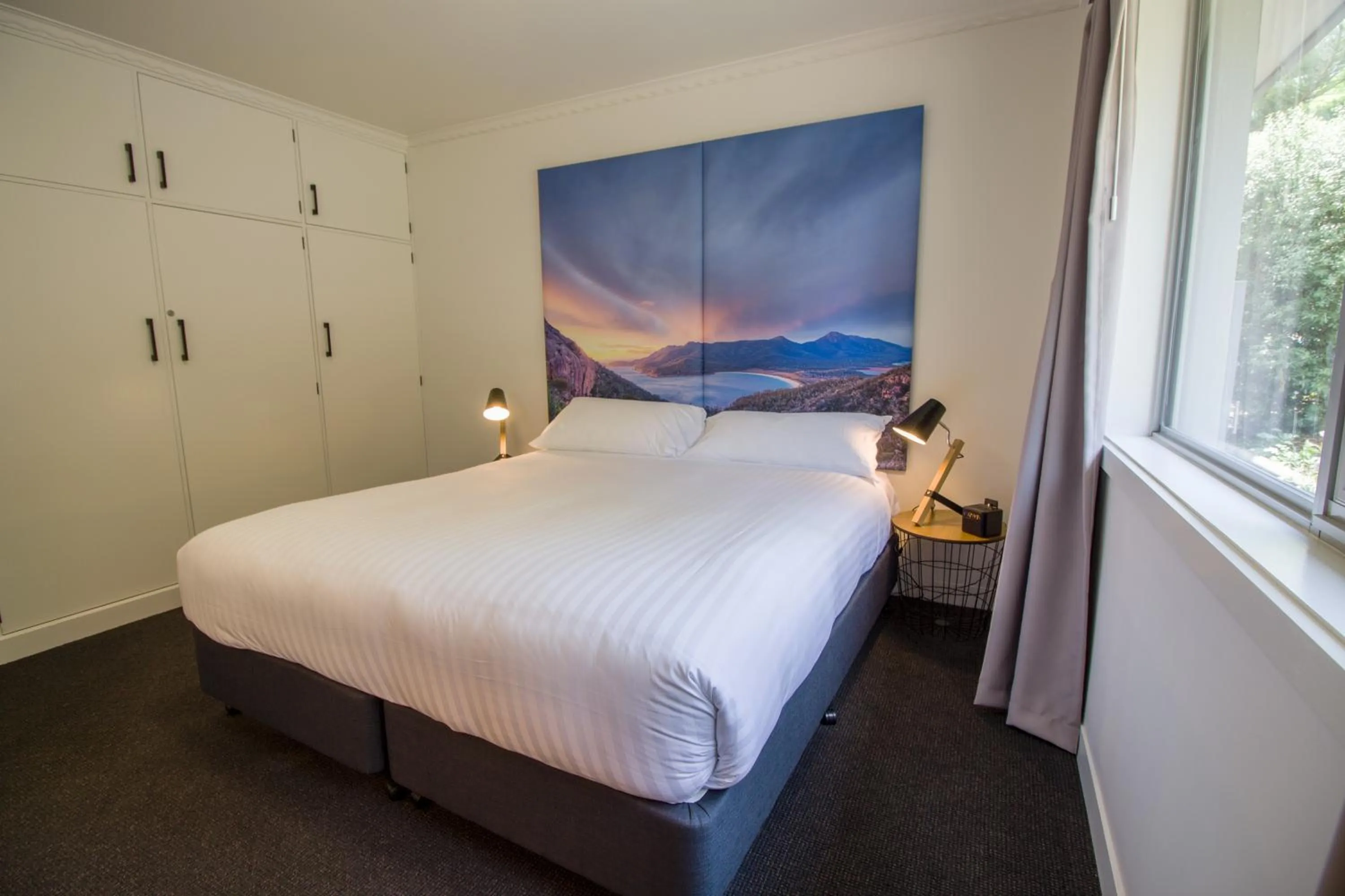 Bed in CBD Apartments Launceston