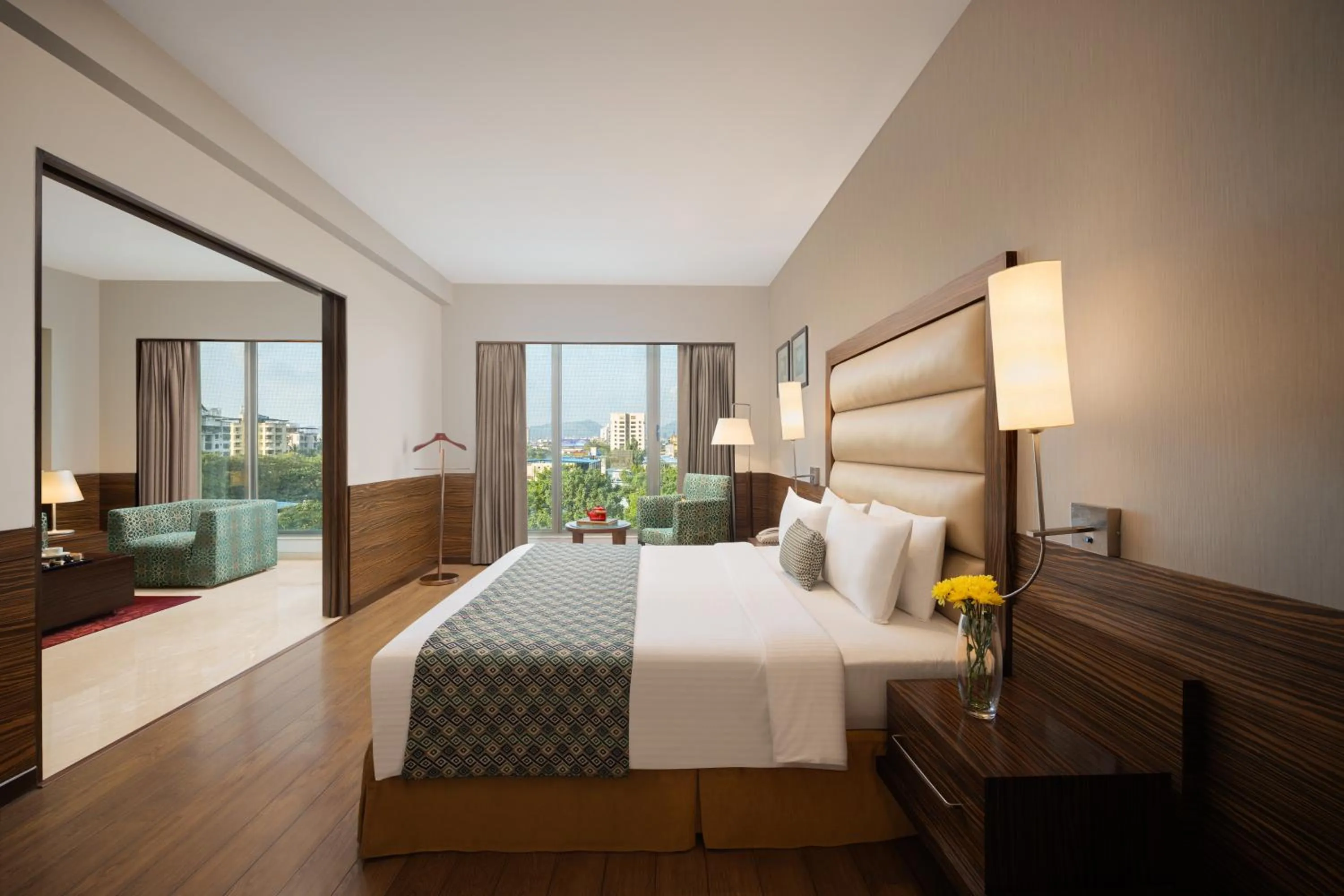 Bedroom, Bed in Fortune Select Exotica, Navi Mumbai - Member ITC Hotels' Group