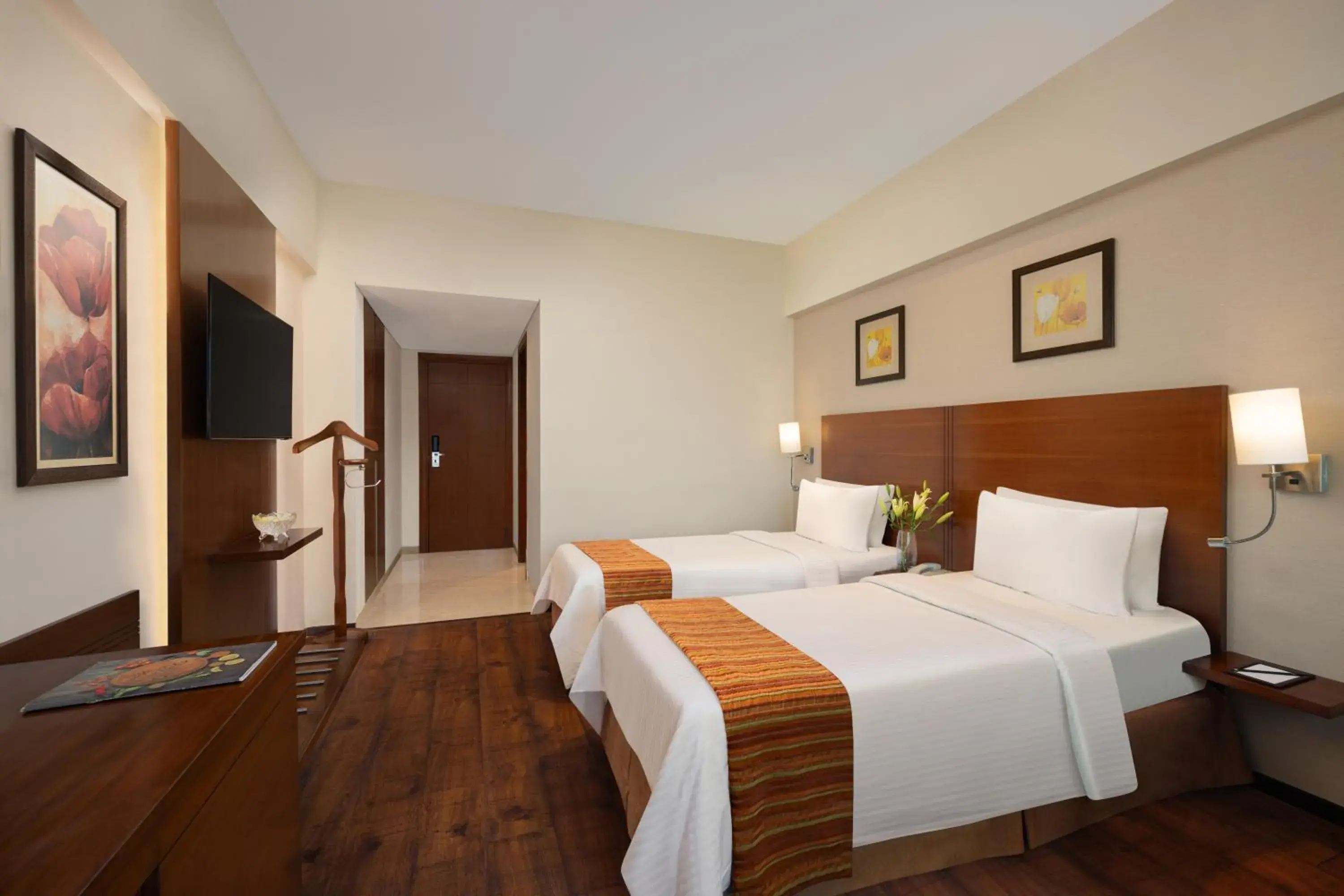 Bed in Fortune Select Exotica, Navi Mumbai - Member ITC Hotels' Group Bed in Fortune Select Exotica, Navi Mumbai - Member ITC Hotels' Group