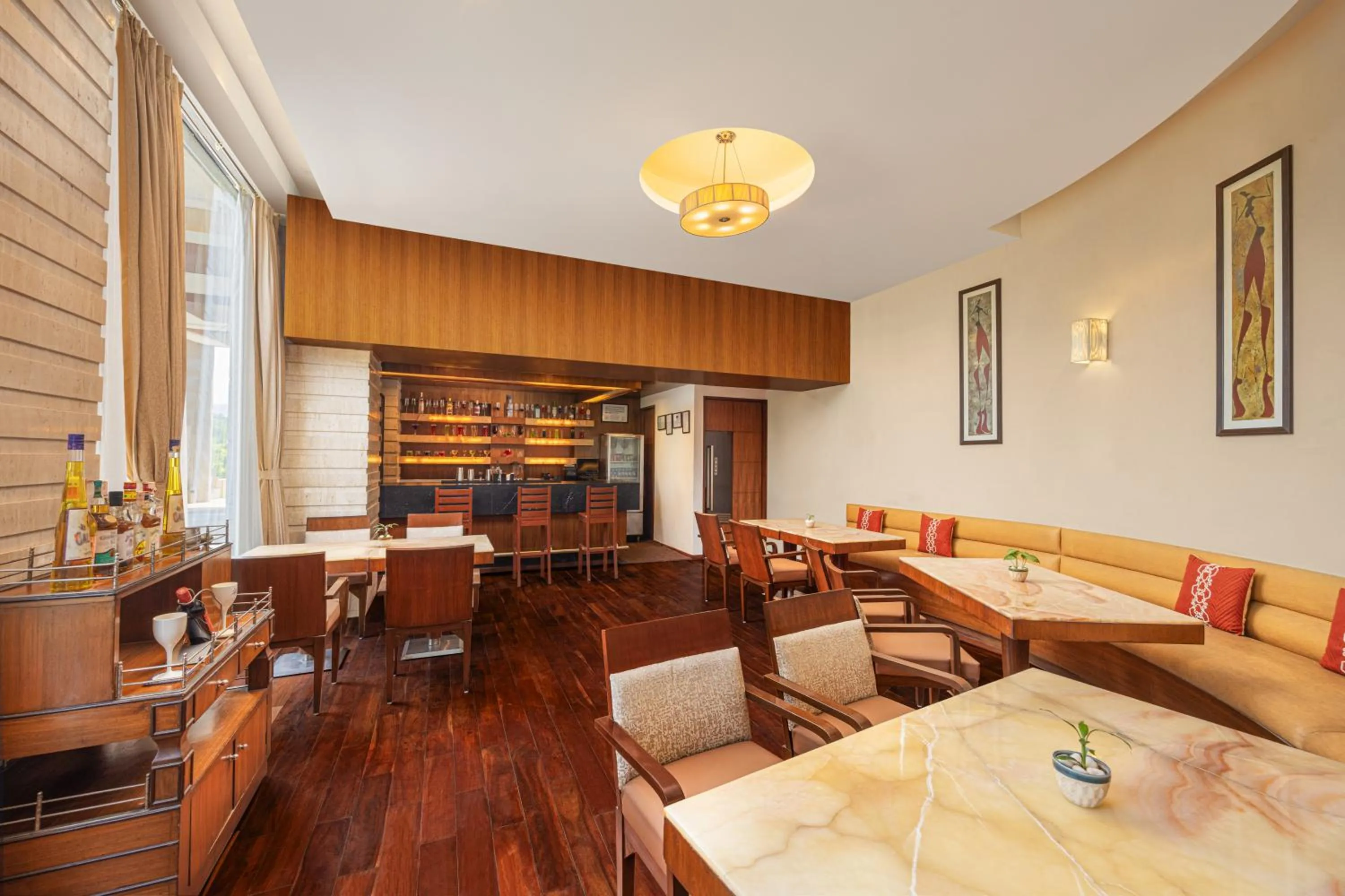 Restaurant/places to eat in Fortune Select Exotica, Navi Mumbai - Member ITC Hotels' Group