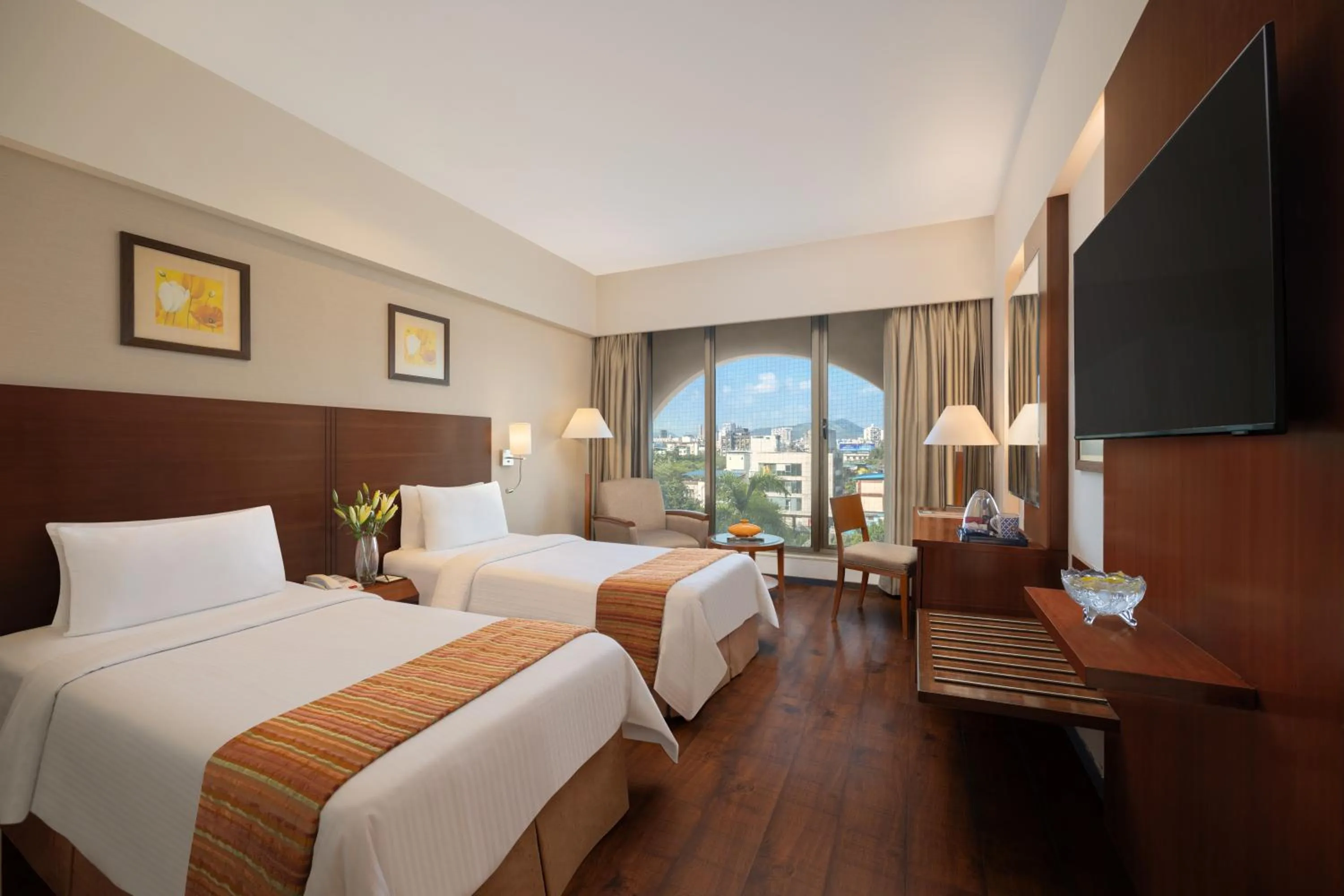Bed in Fortune Select Exotica, Navi Mumbai - Member ITC Hotels' Group