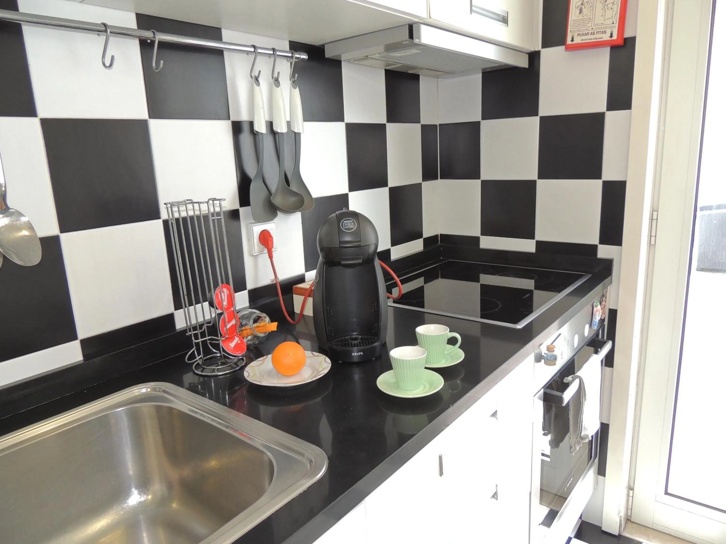 Kitchen or kitchenette in Rendez Vous Porto
