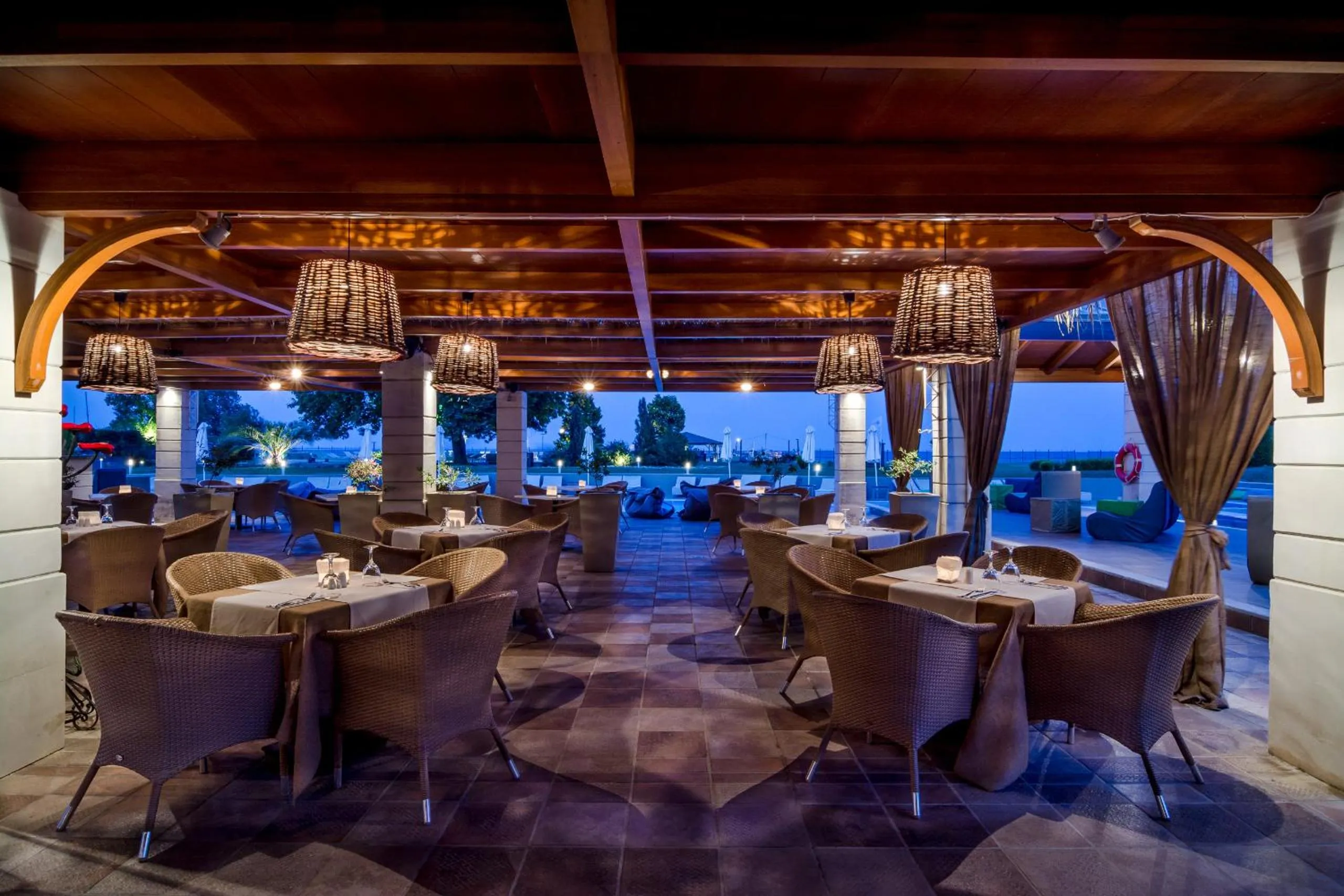 Restaurant/places to eat in Dion Palace Resort and Spa