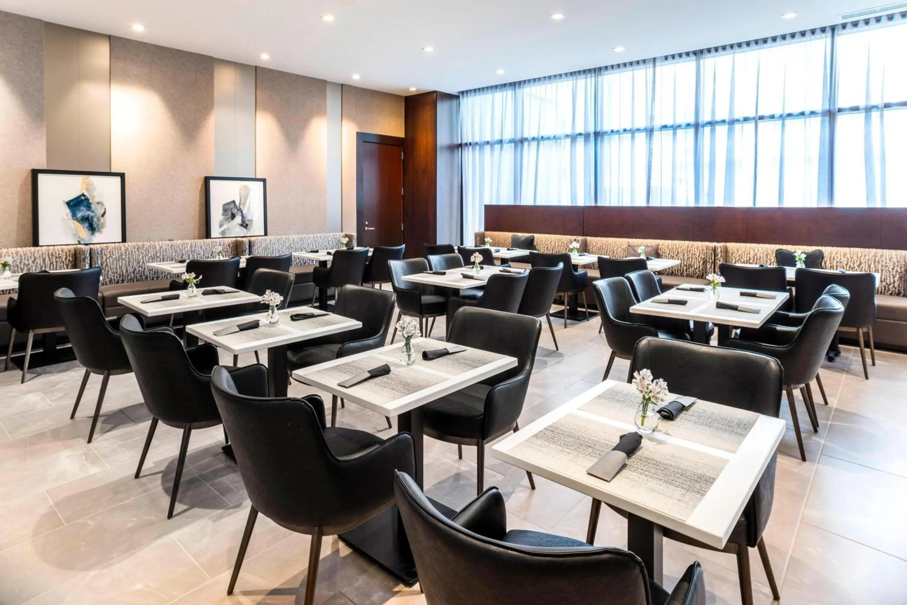 Kitchen or kitchenette in AC Hotel by Marriott Boston Downtown